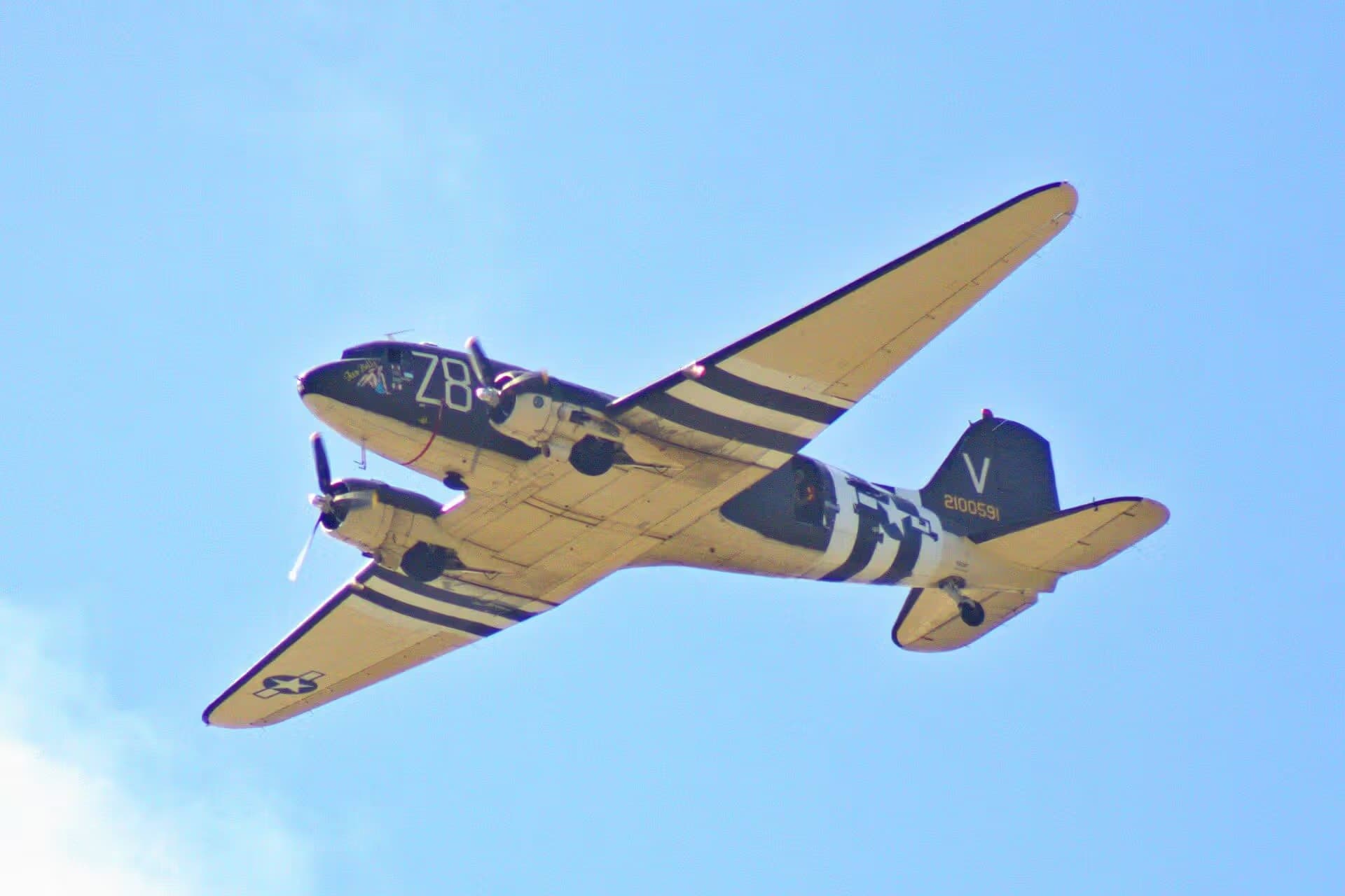 N3239T — Douglas