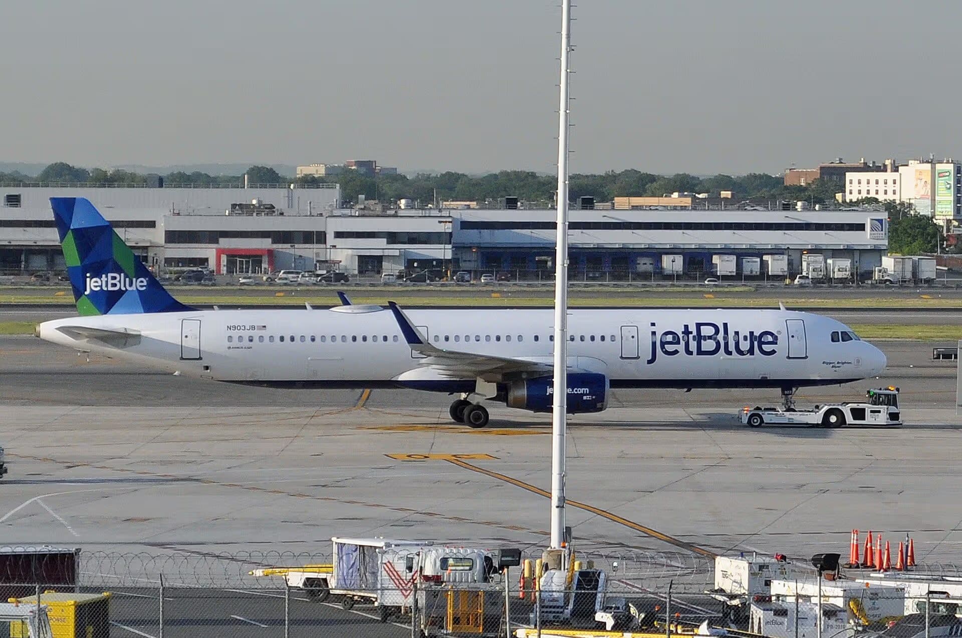 N903JB — Aircraft