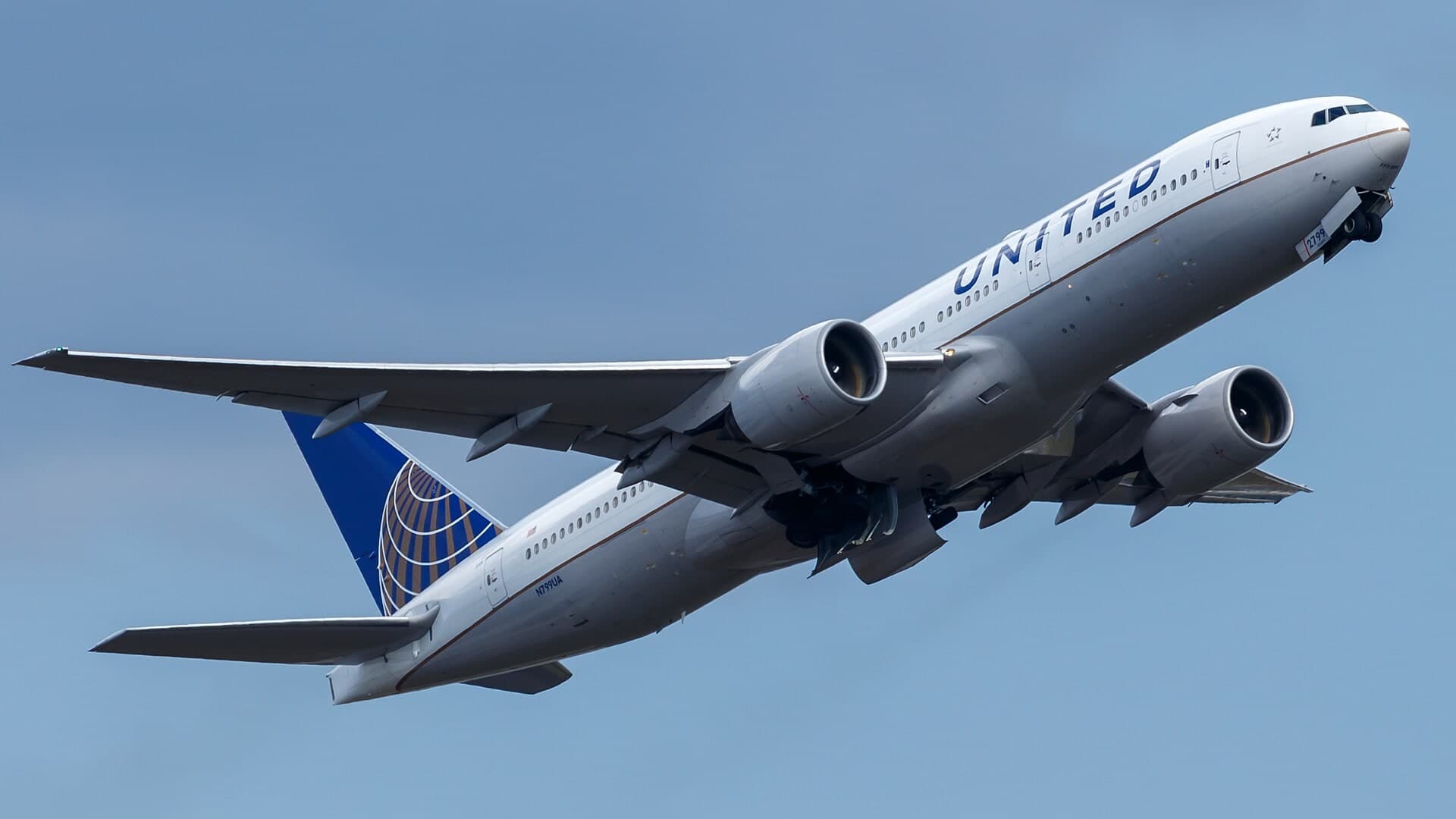 N799UA — Boeing
