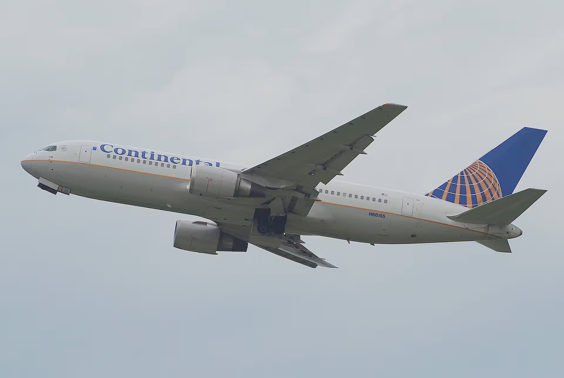 N68155 — Twin-engine aircraft