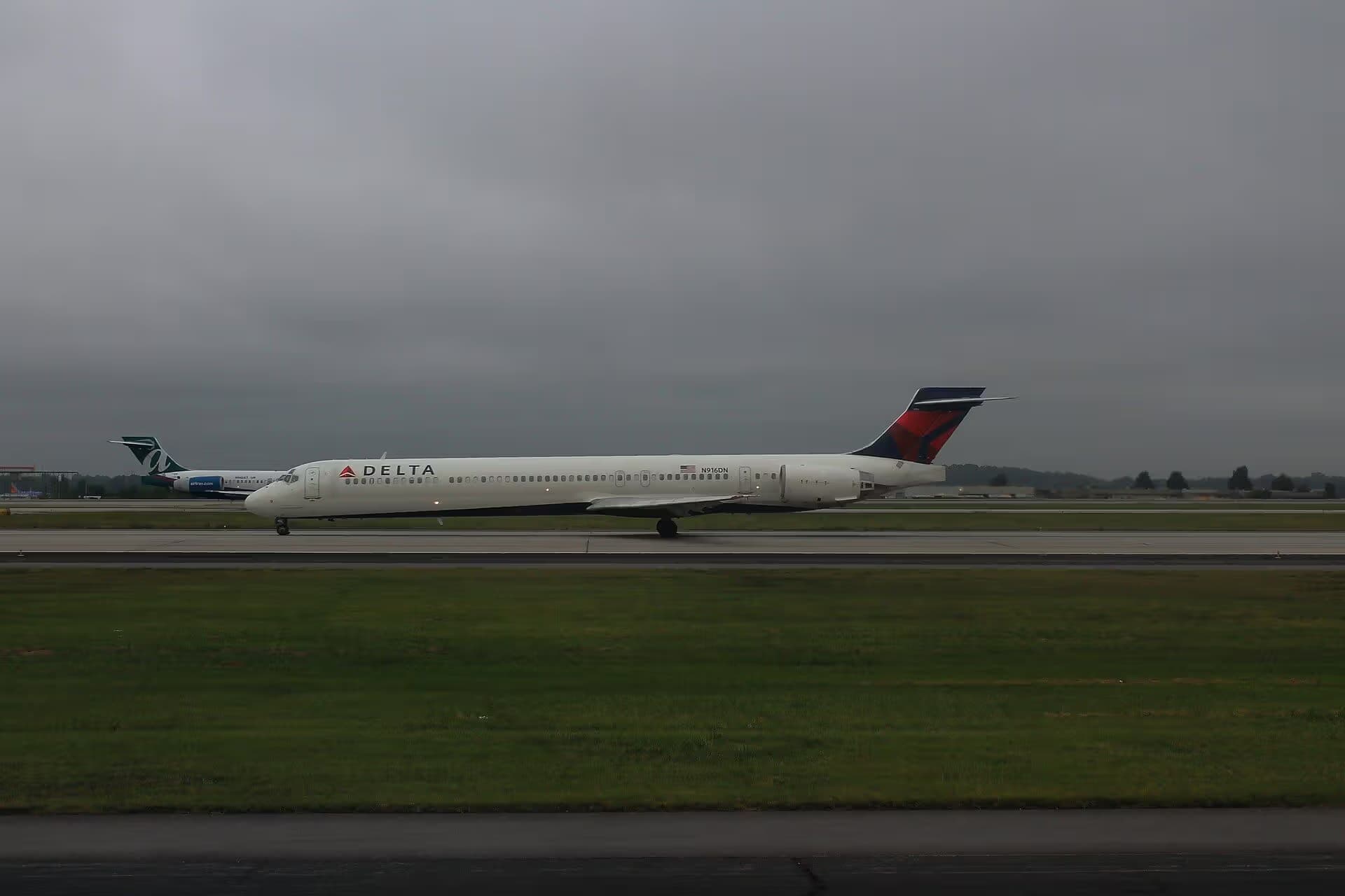 N916DN — Aircraft