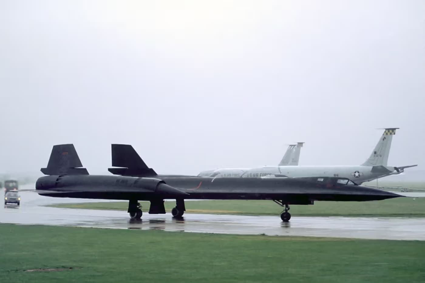 Unidentified — Aircraft