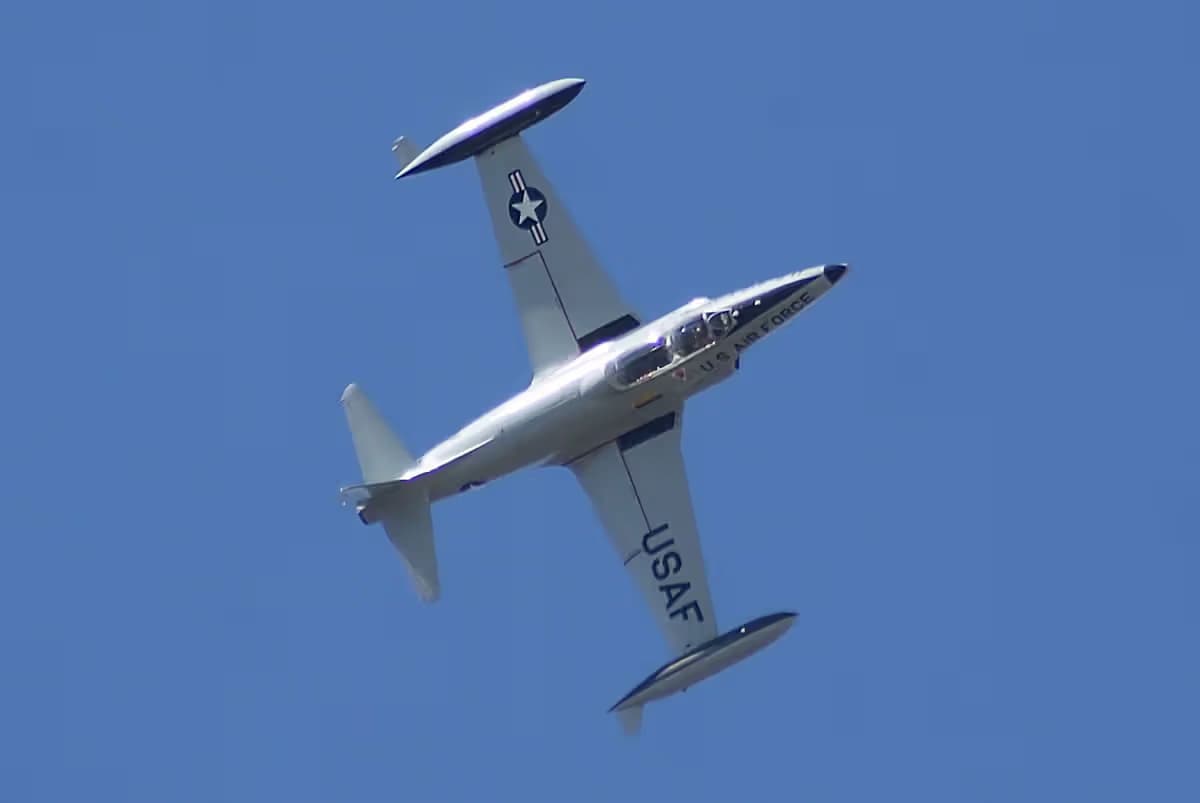 Unidentified — Lockheed