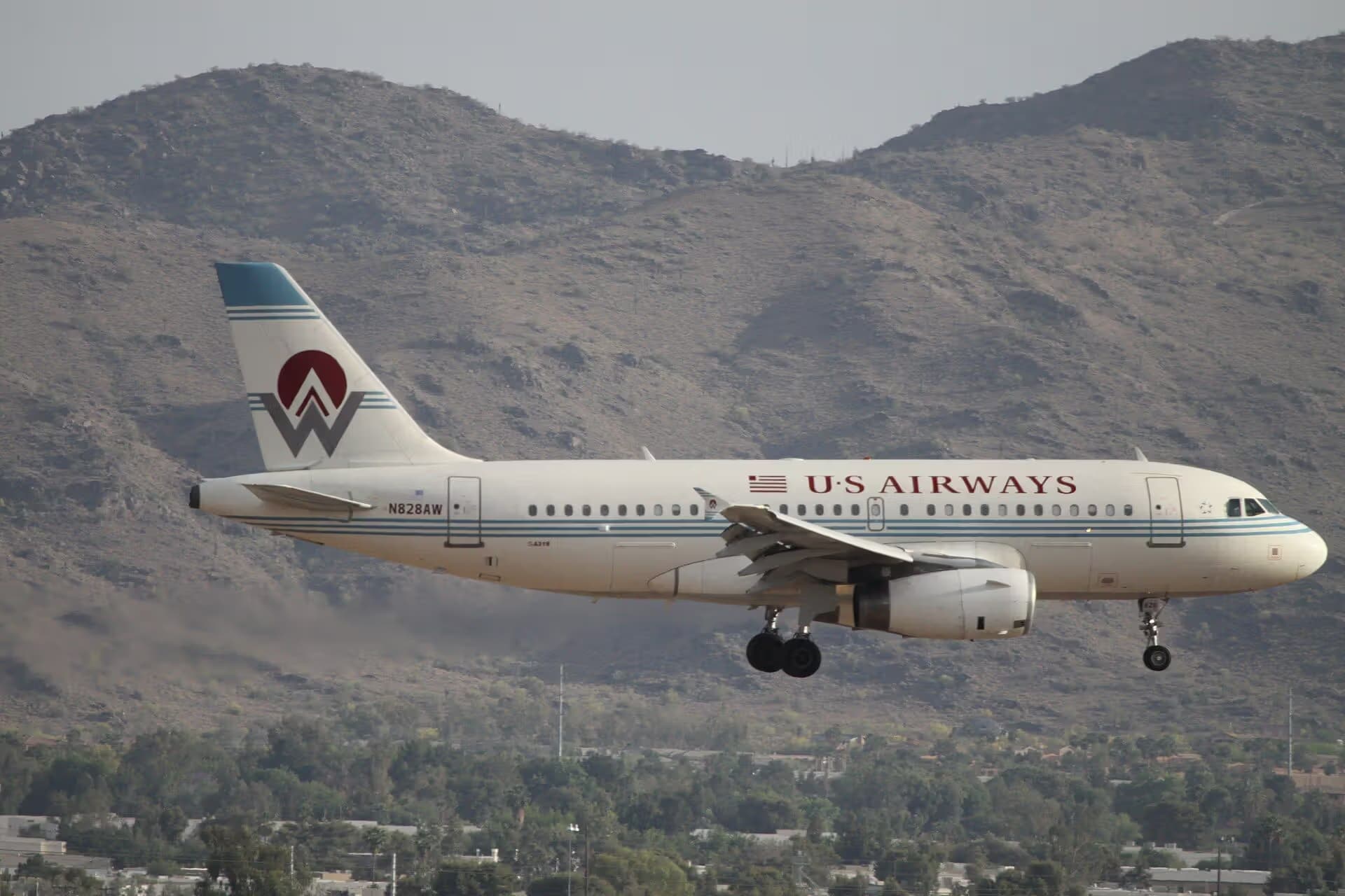 N828AW — Airbus
