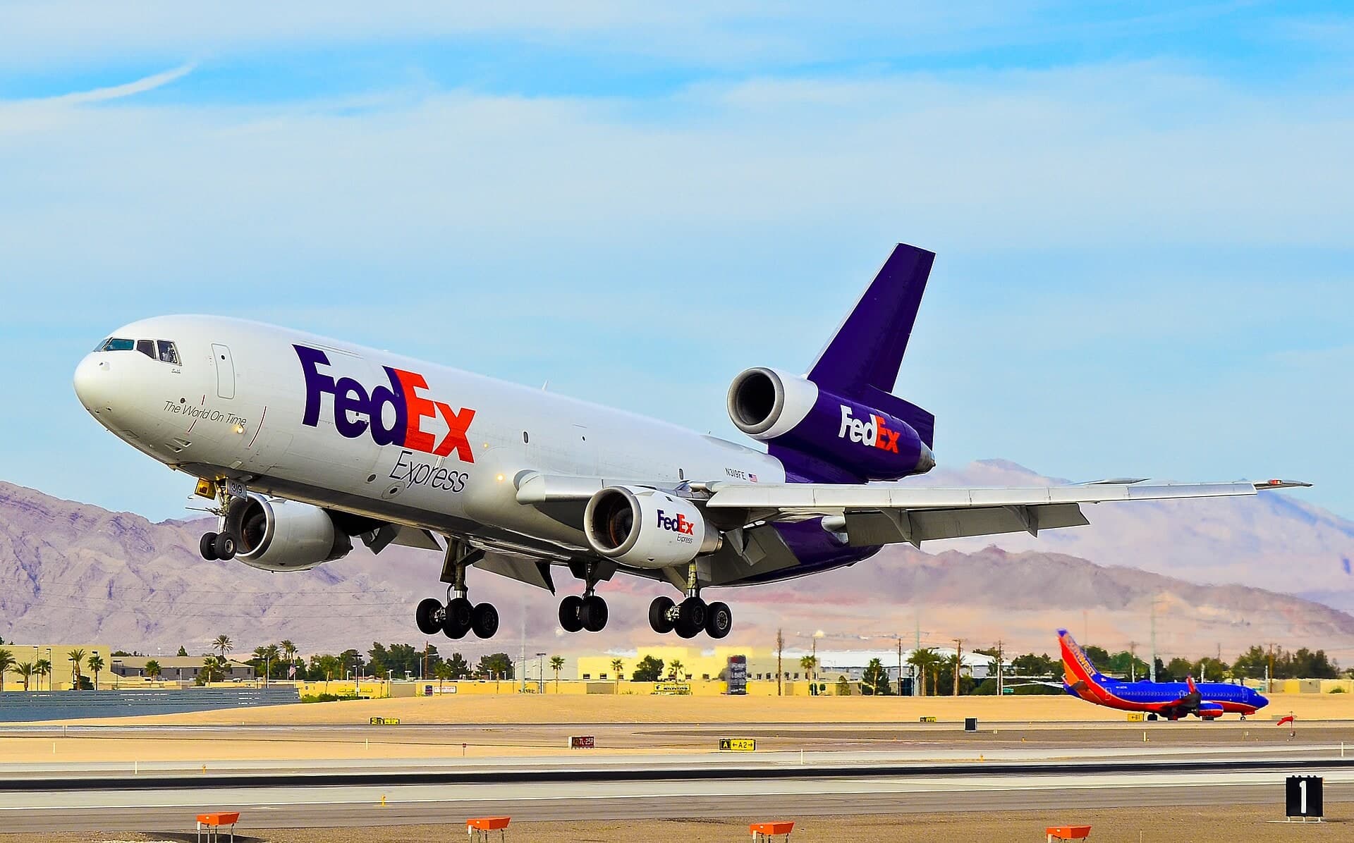 N319FE — Douglas