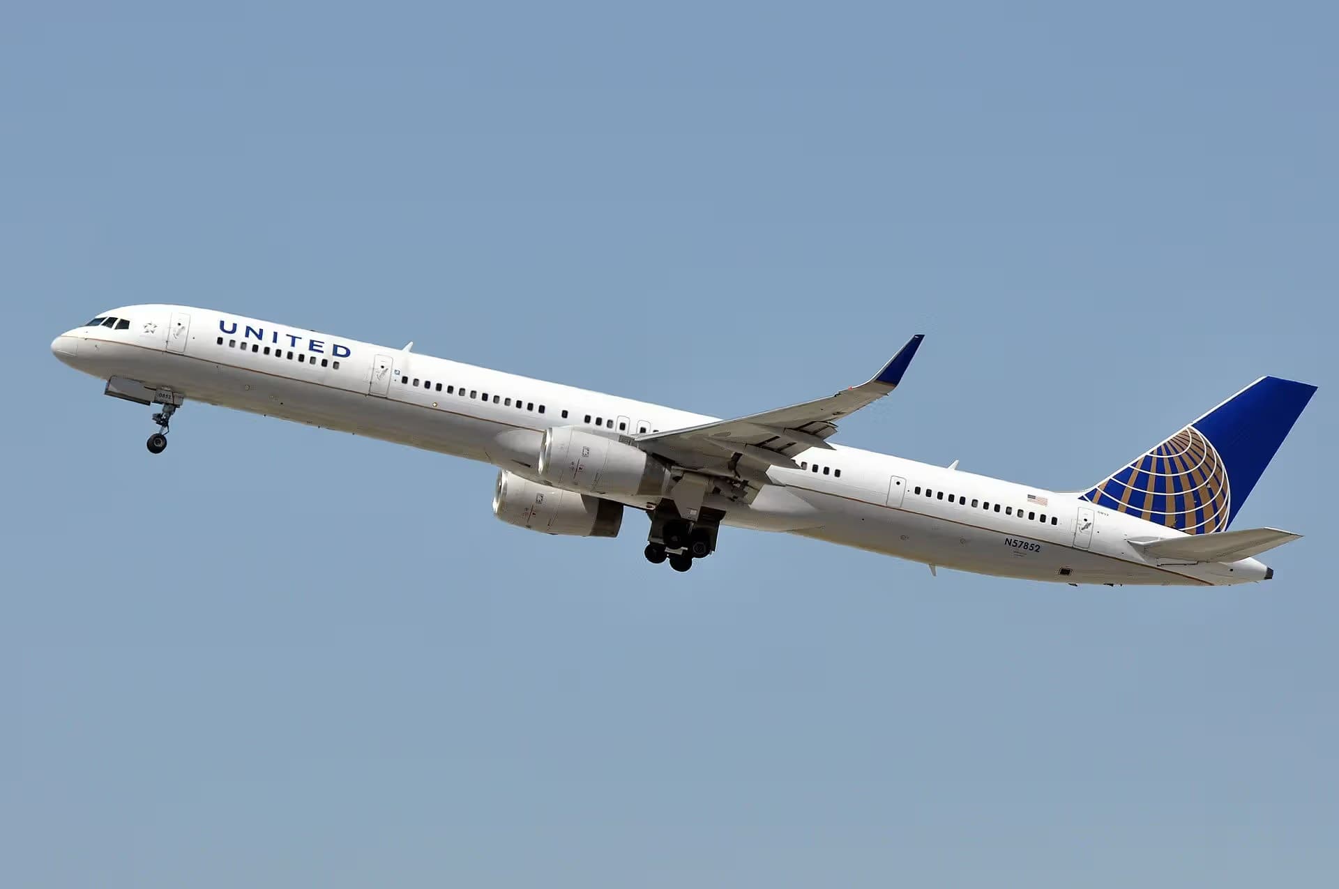 N57852 — Boeing