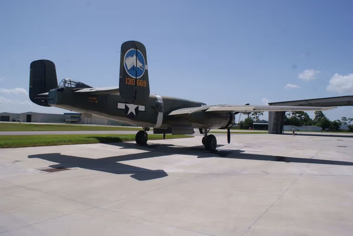 Unidentified — Twin-engine aircraft