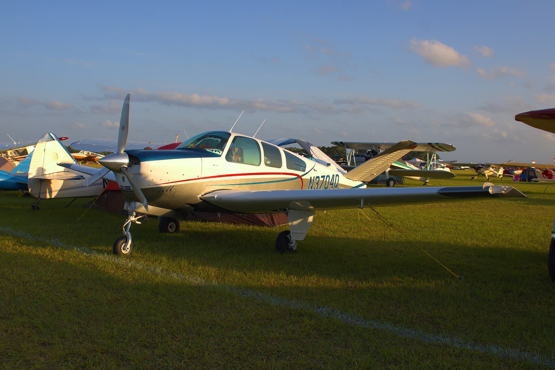 N3704Q — Single-engine aircraft