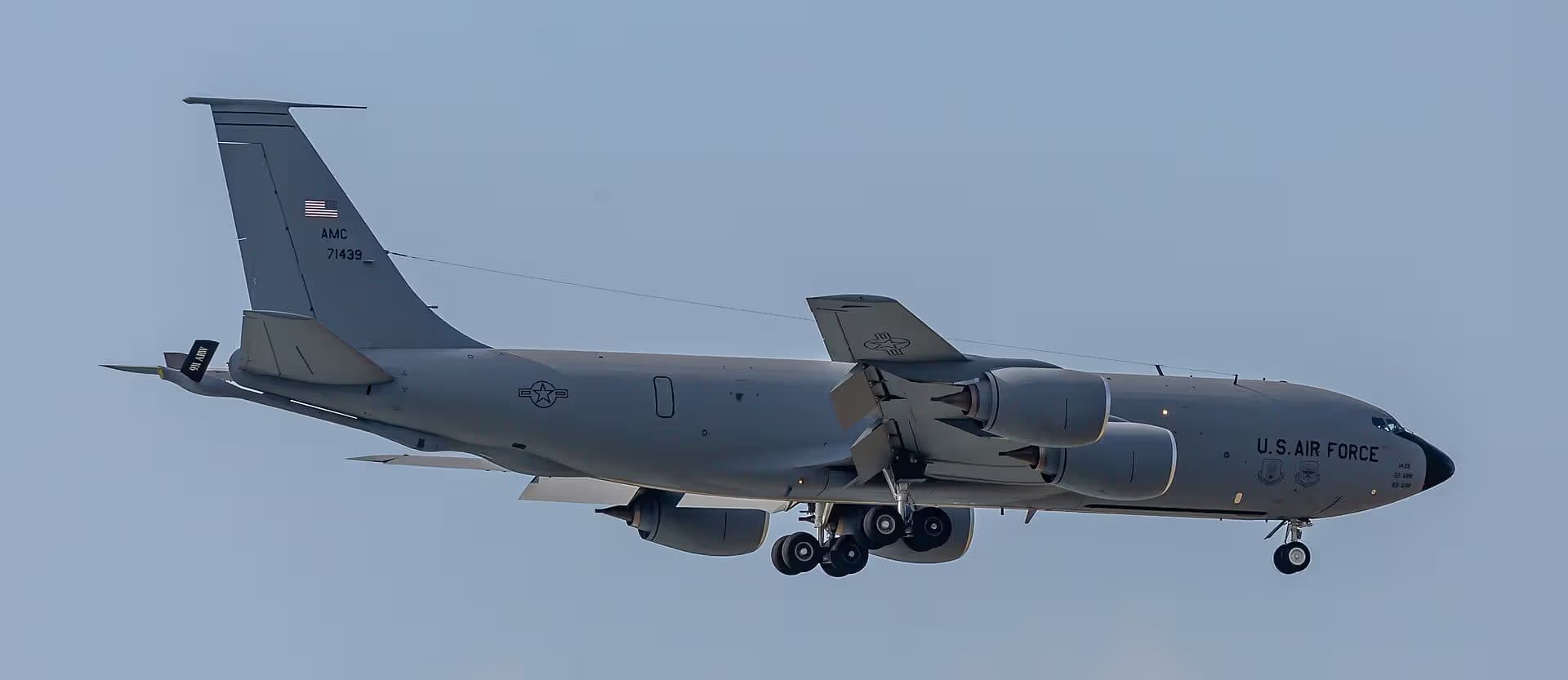 Unidentified — Boeing