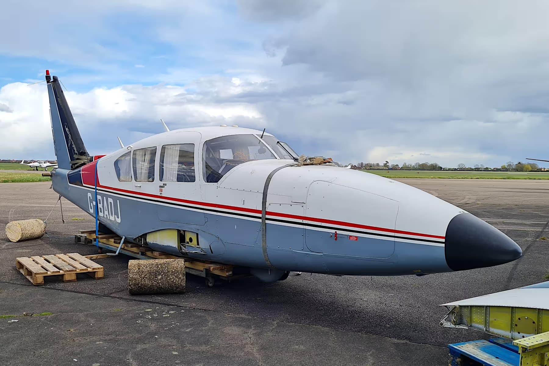 G-BADJ — Aircraft
