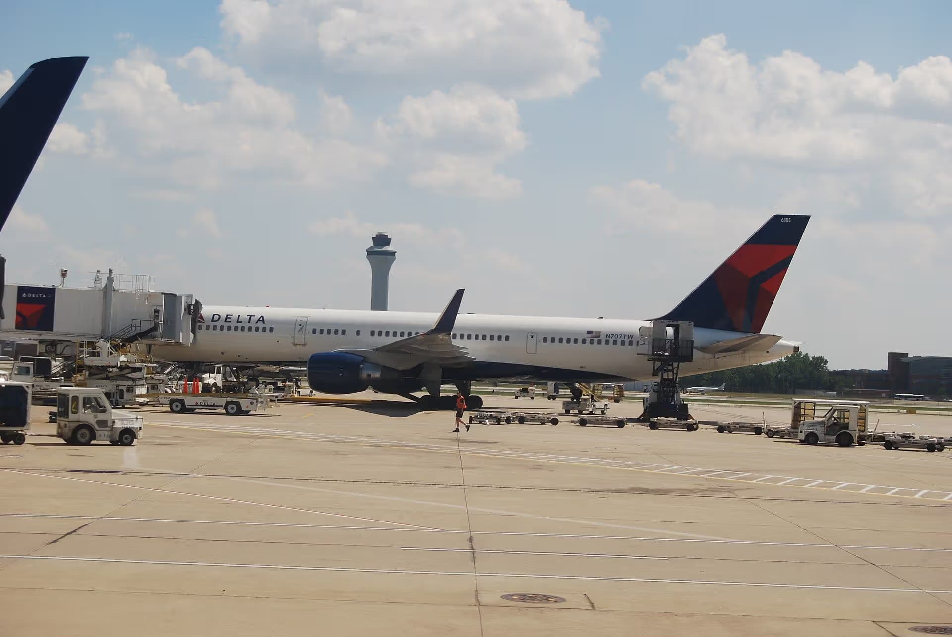 N707TW — Aircraft