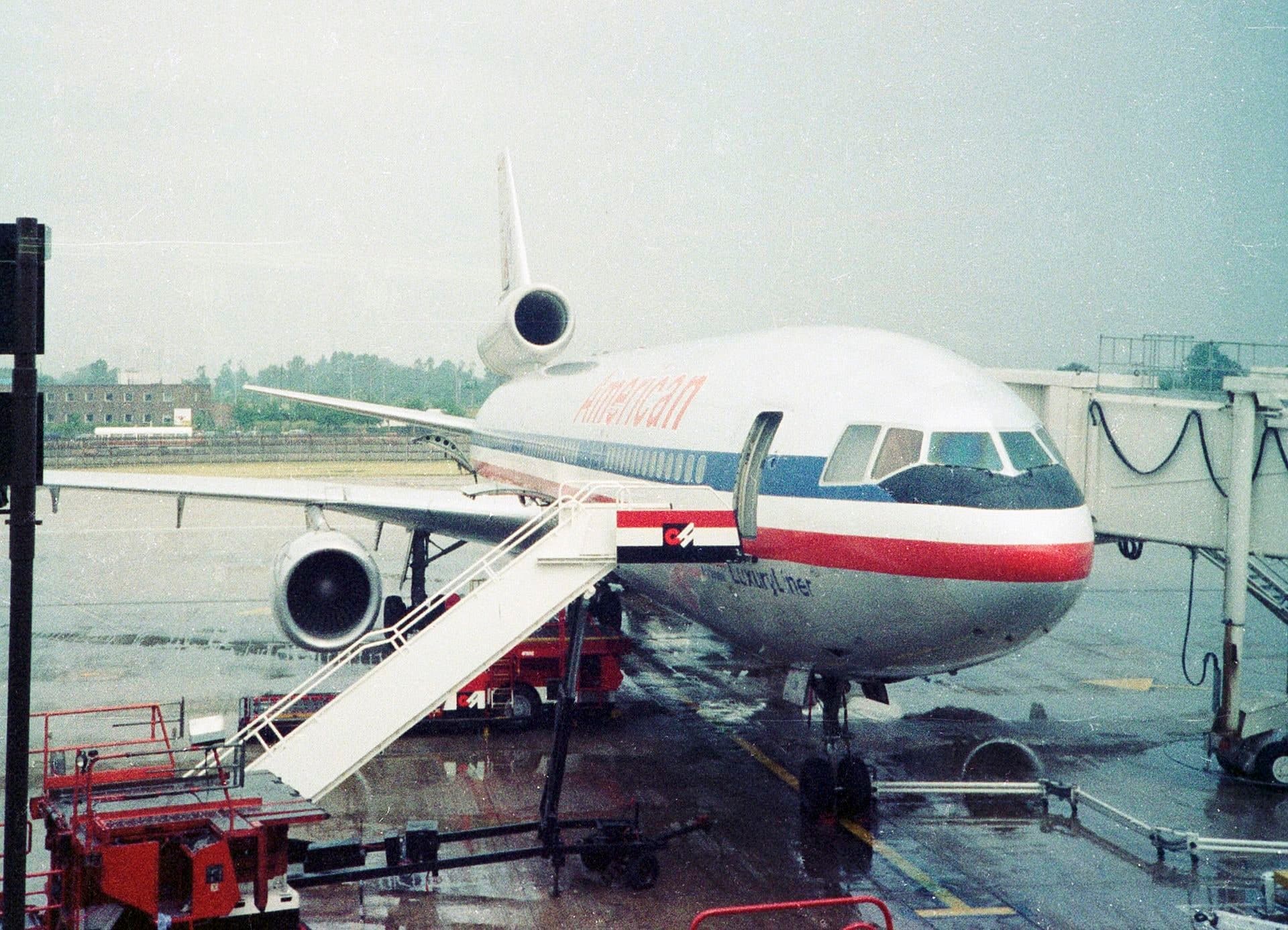 N151AA — Douglas