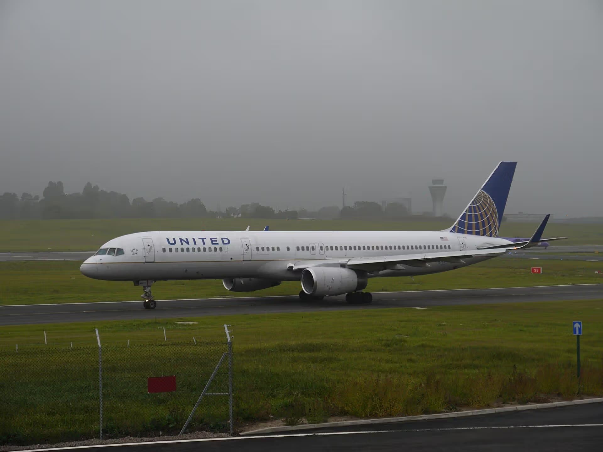 N17105 — Boeing