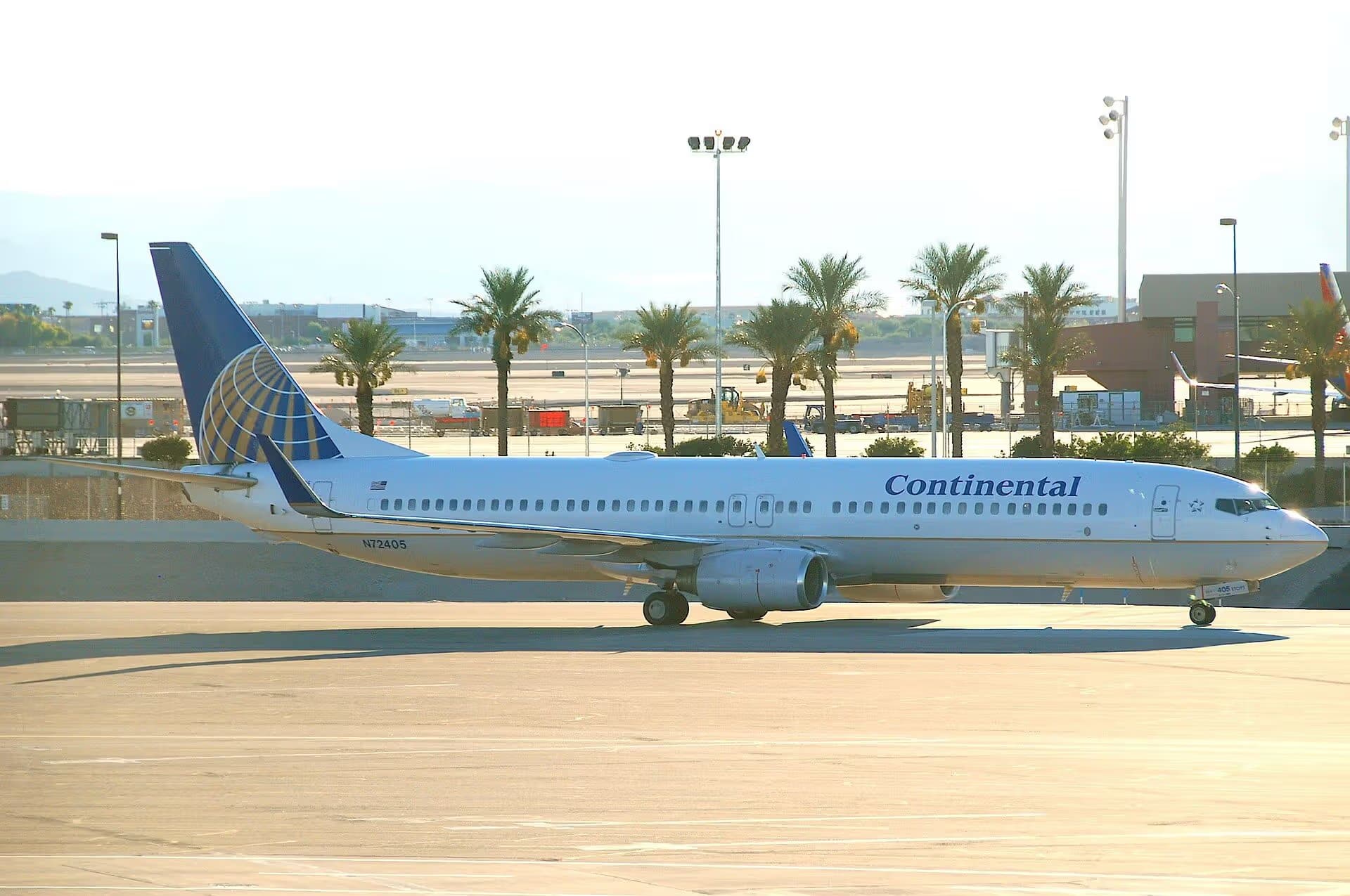 N72405 — Boeing