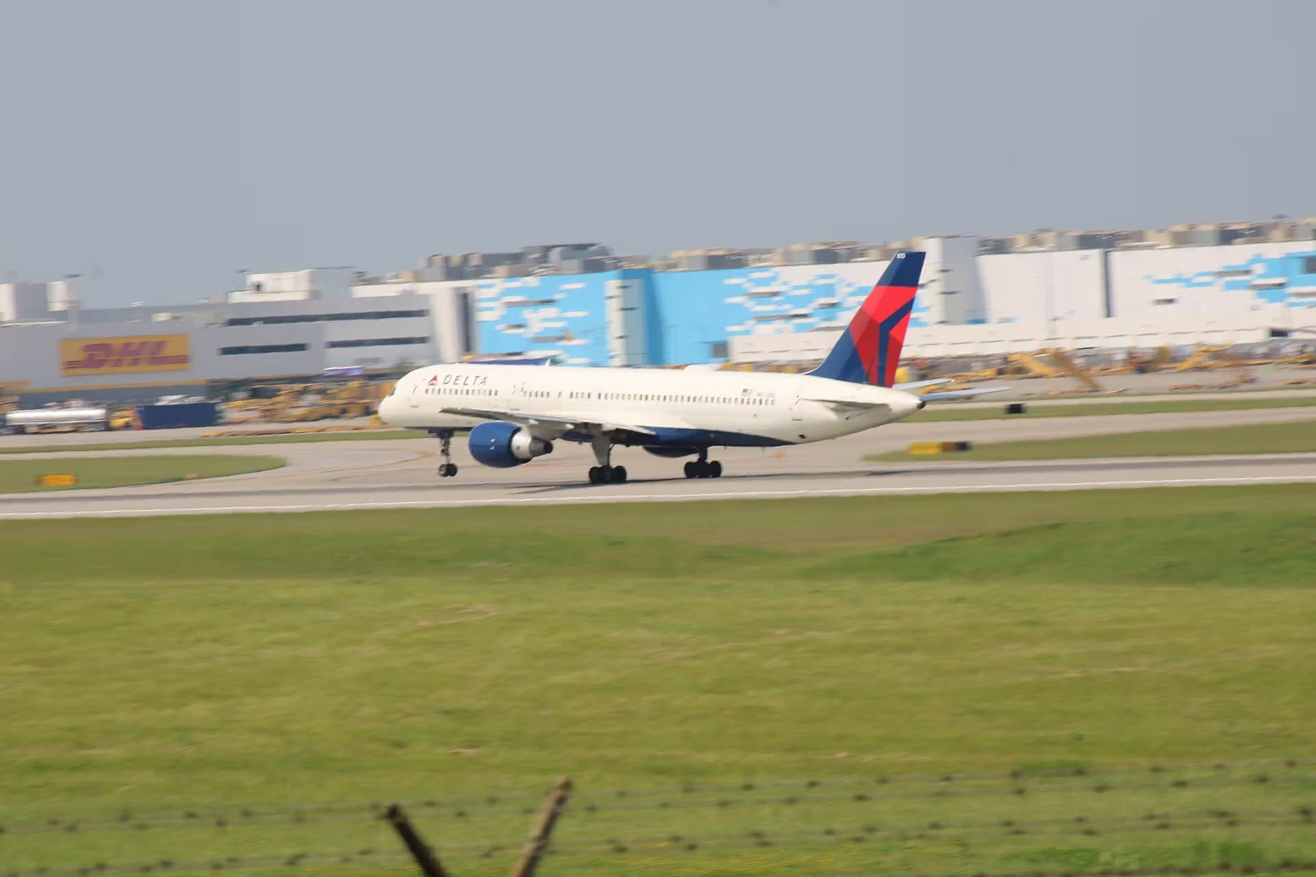 N673DL — Boeing
