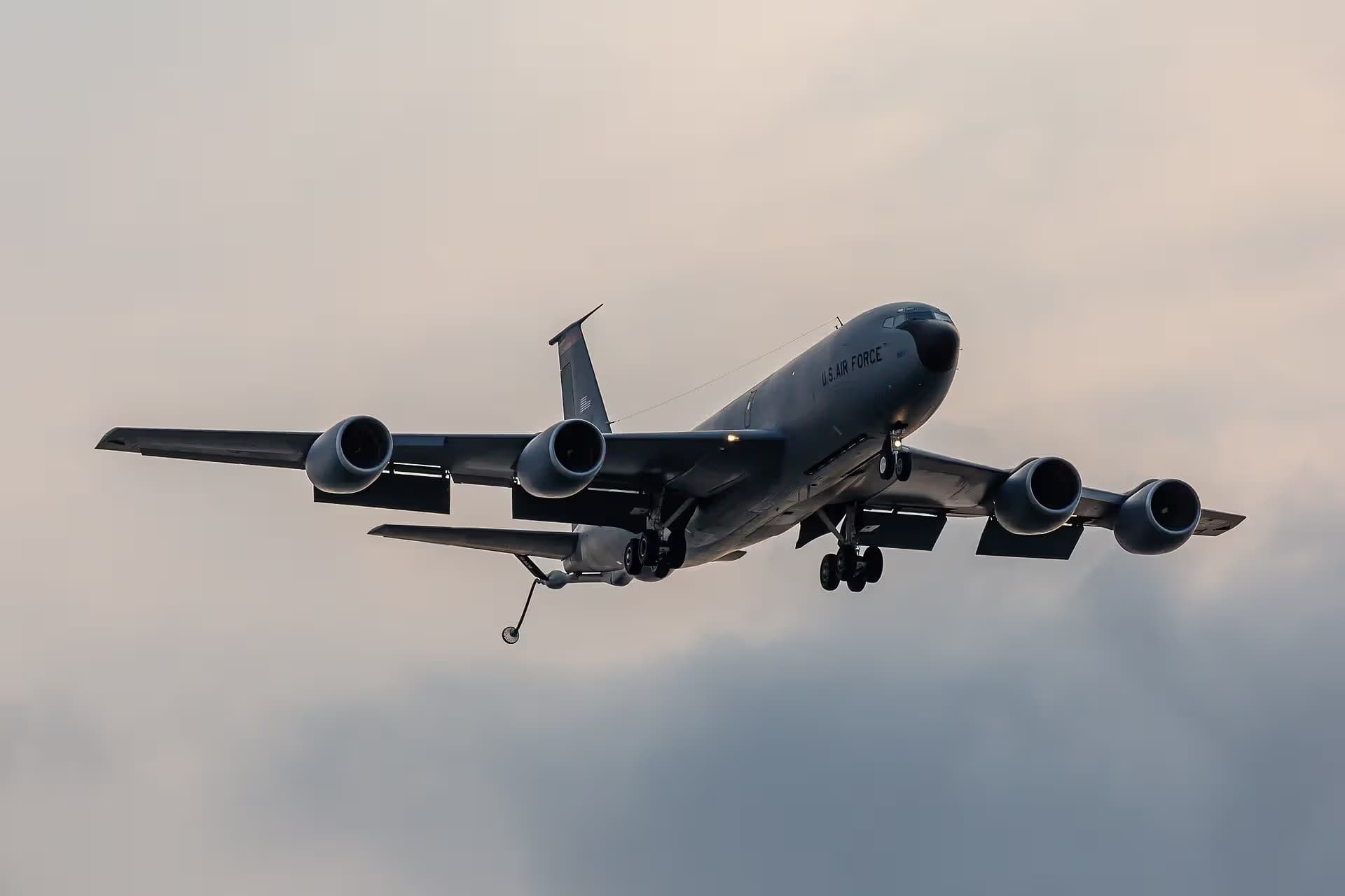 Unidentified — Aircraft