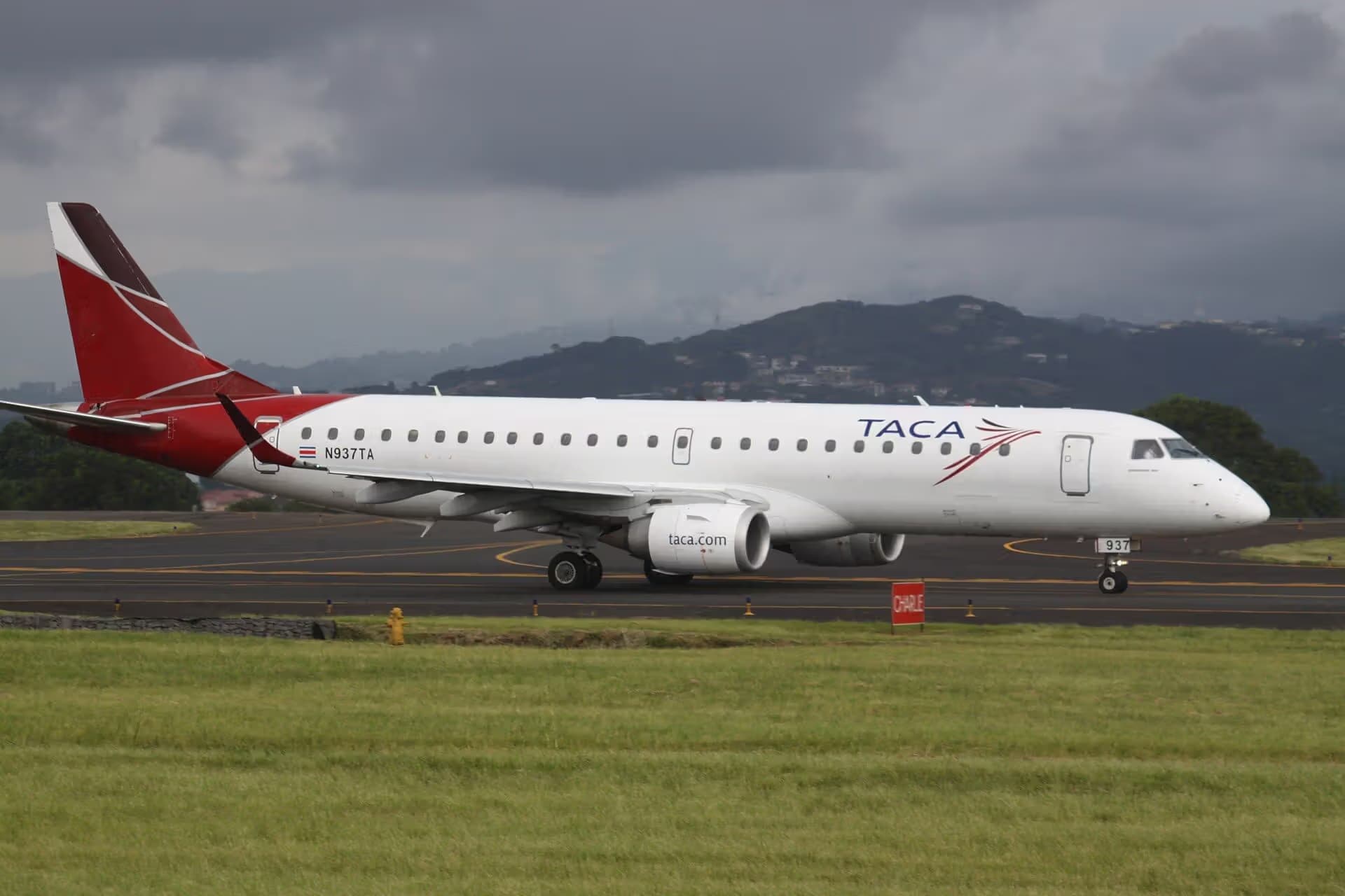 N937TA — Embraer