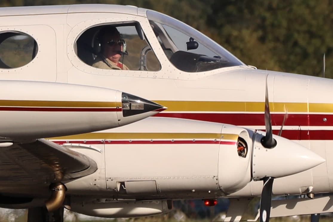 N63EN — Twin-engine aircraft