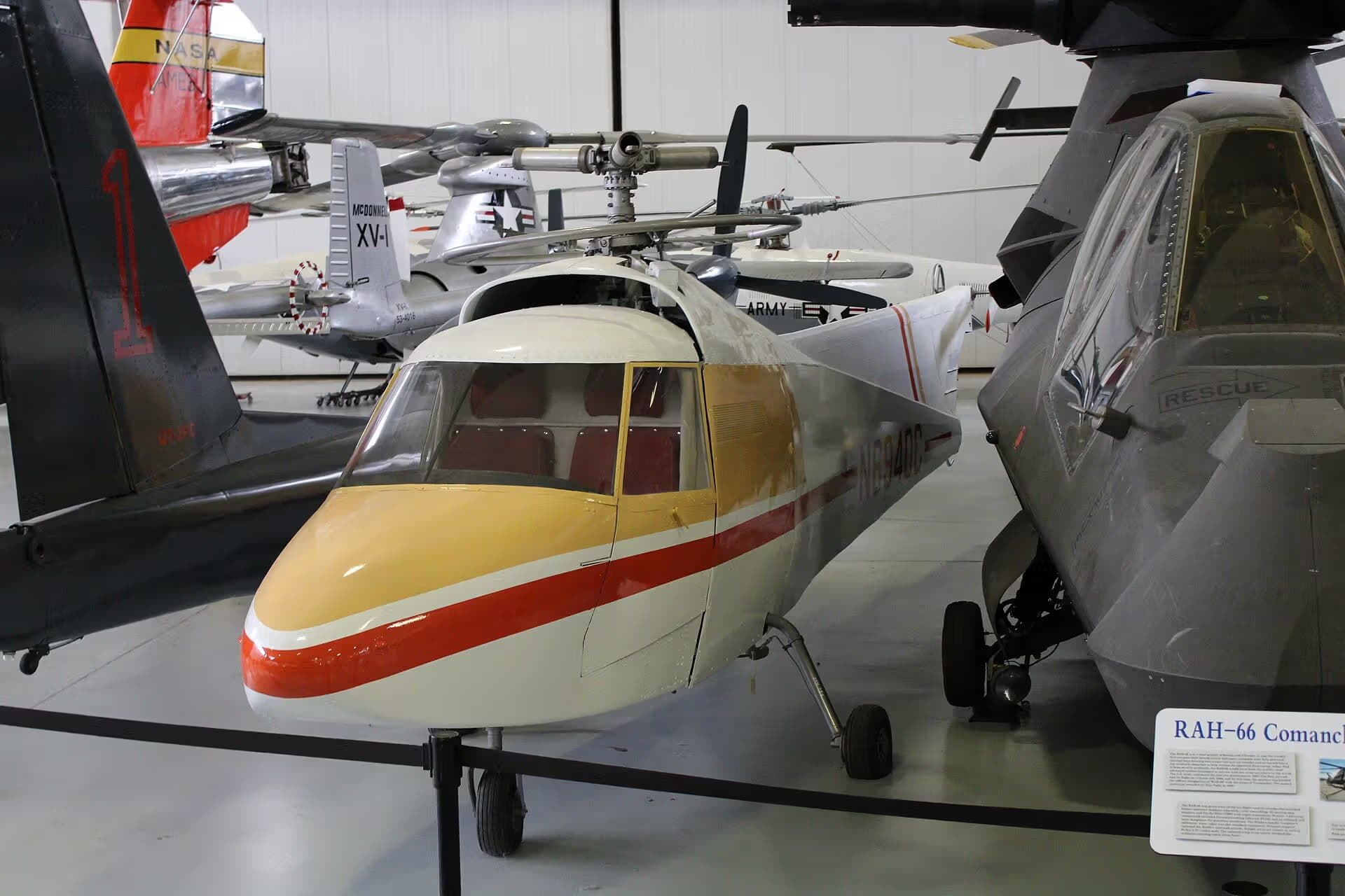 N6940C — Aircraft