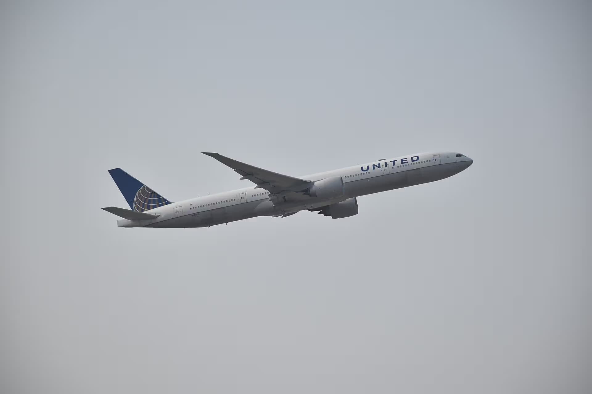 N2748U — Aircraft