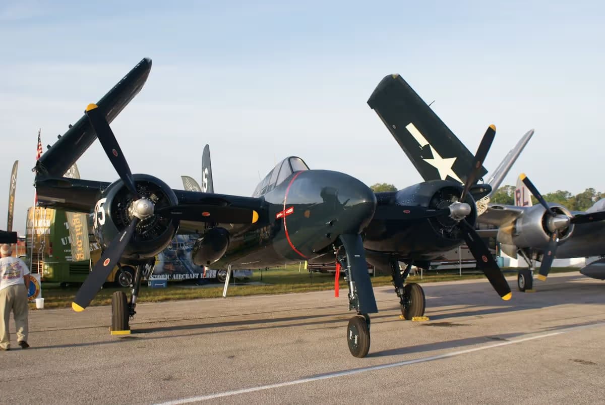 N379AK — Warbird