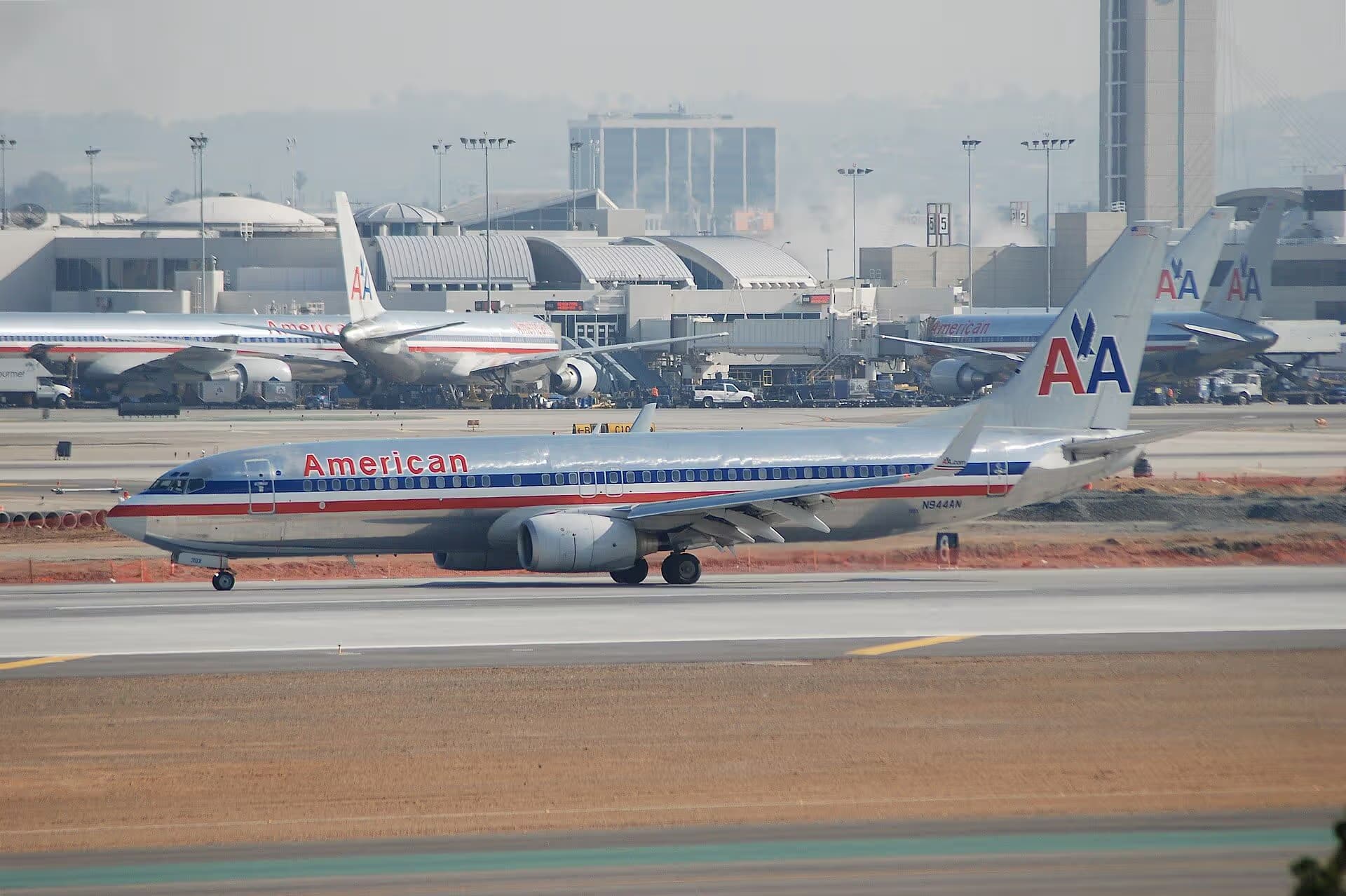 N944AN — Boeing