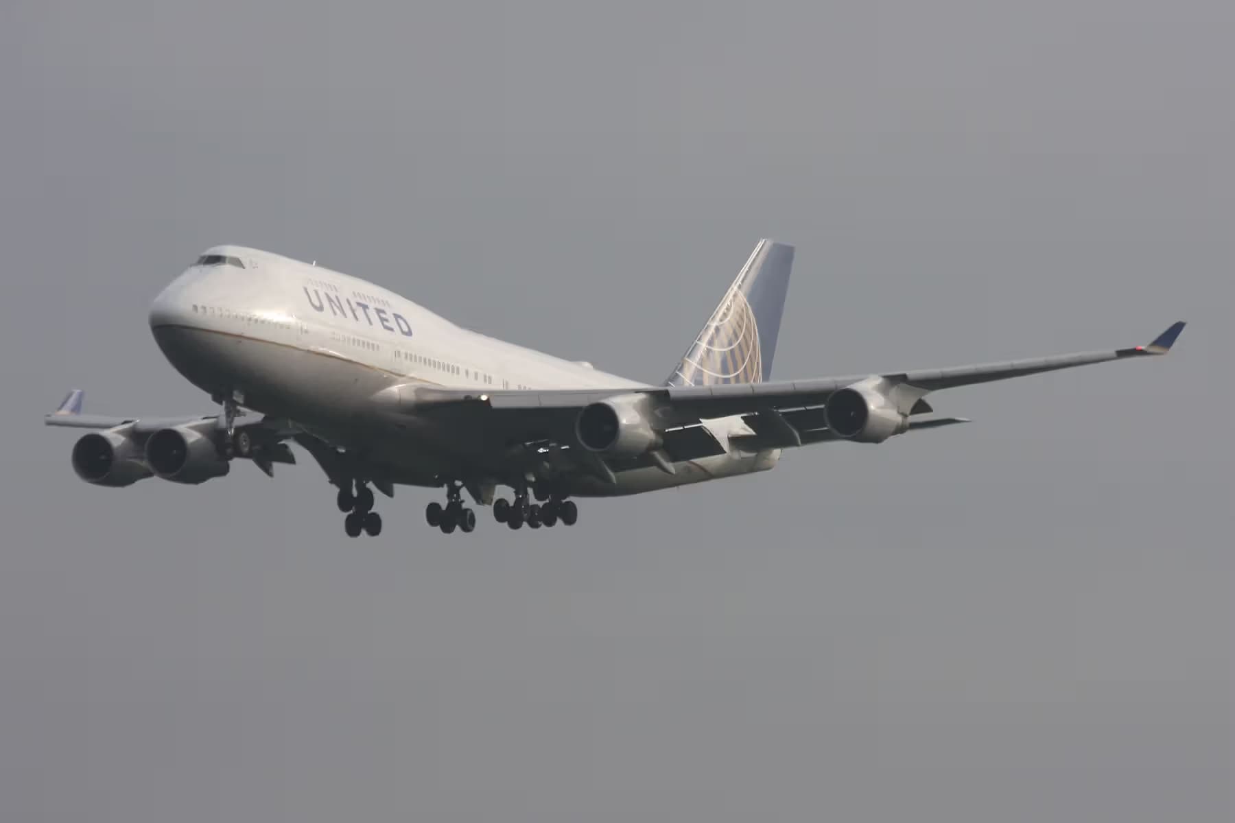 N175UA — Boeing