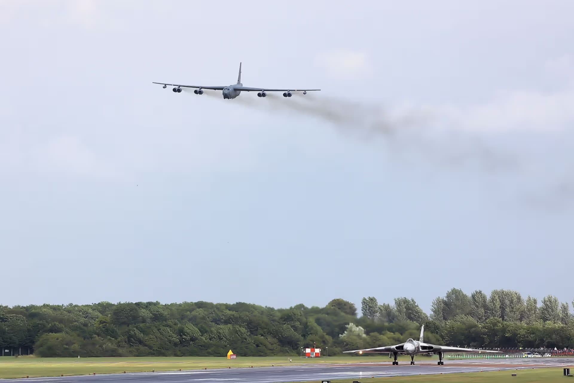 Unidentified — Aircraft