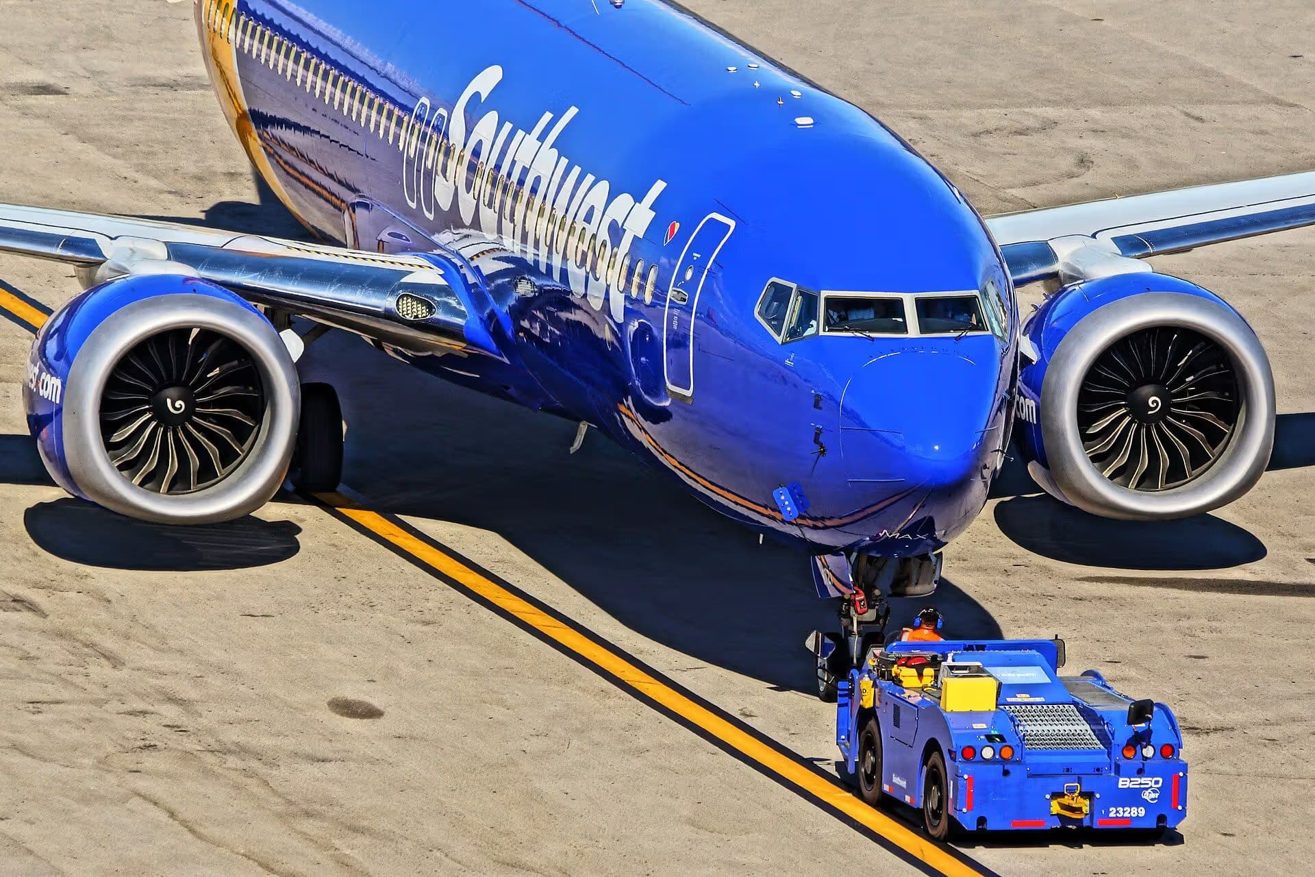 N8721J — Boeing