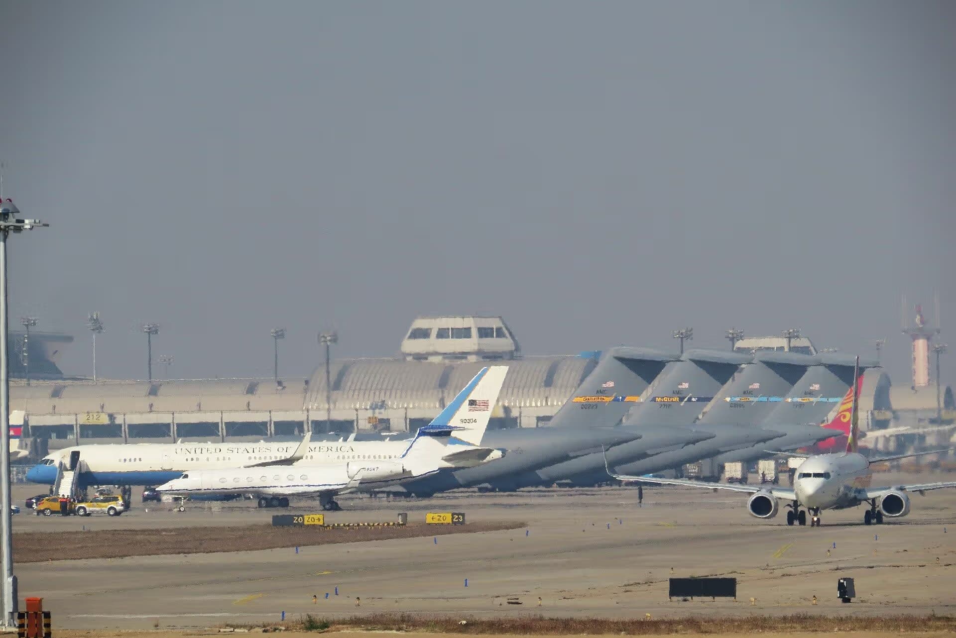 Unidentified — Boeing