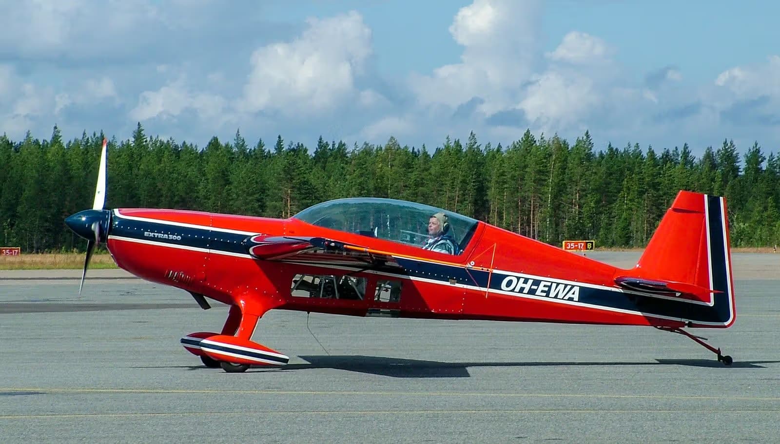 OH-EWA — Single-engine aircraft
