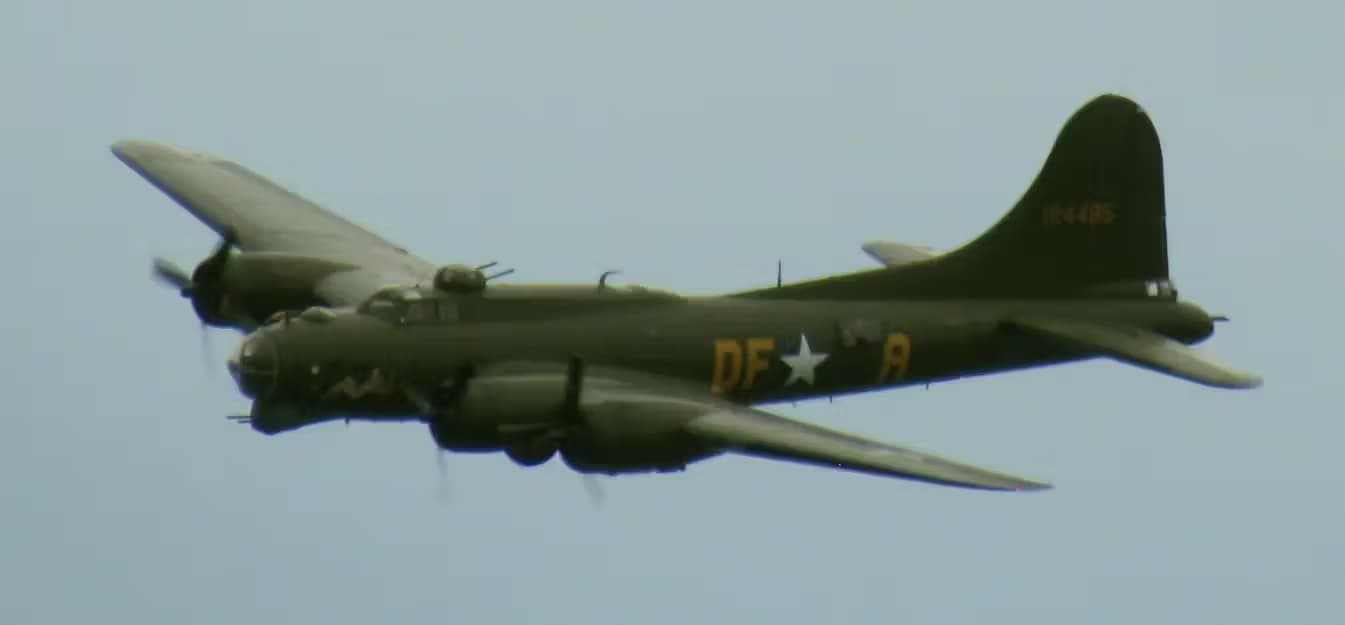 Unidentified — Warbird