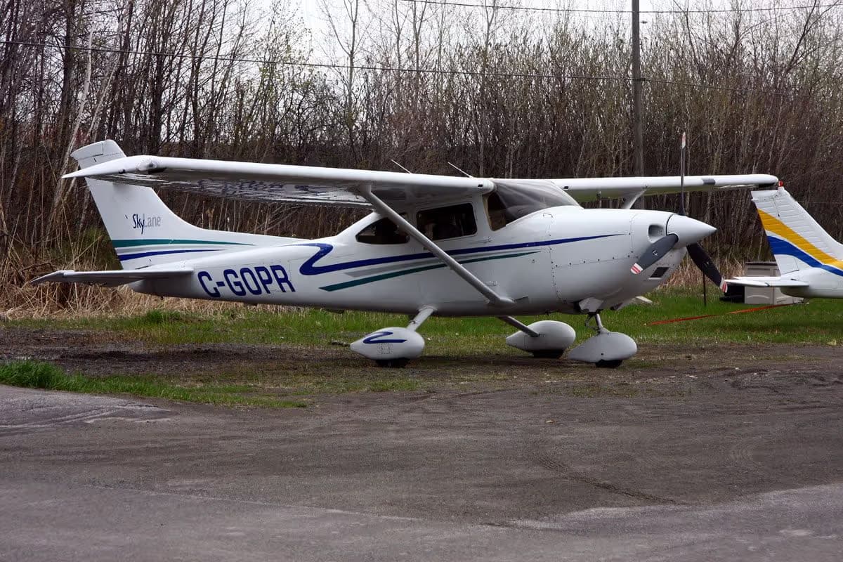 C-GOPR — Cessna