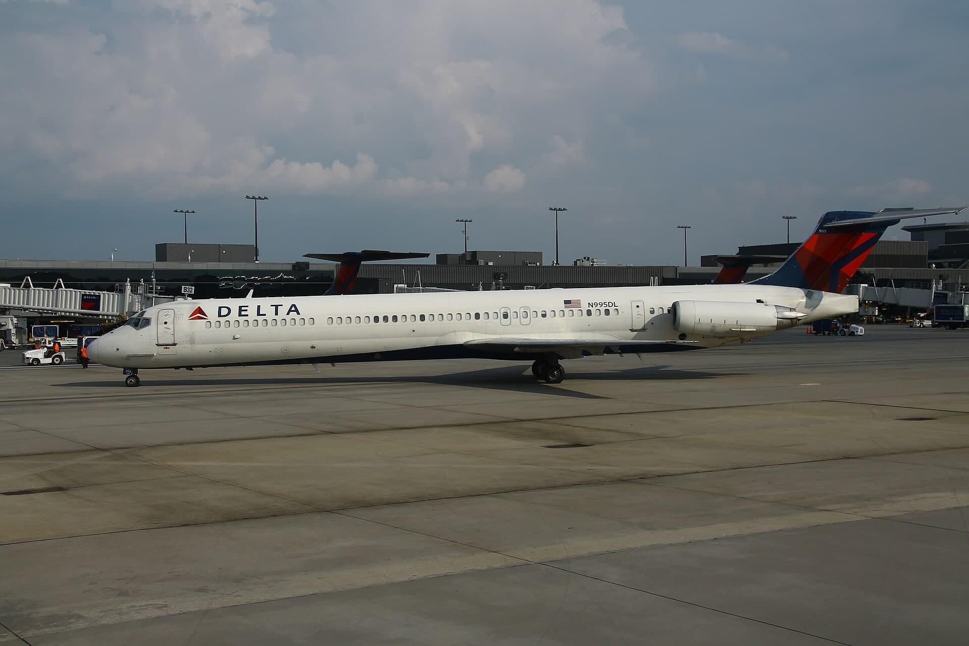 N995DL — Aircraft