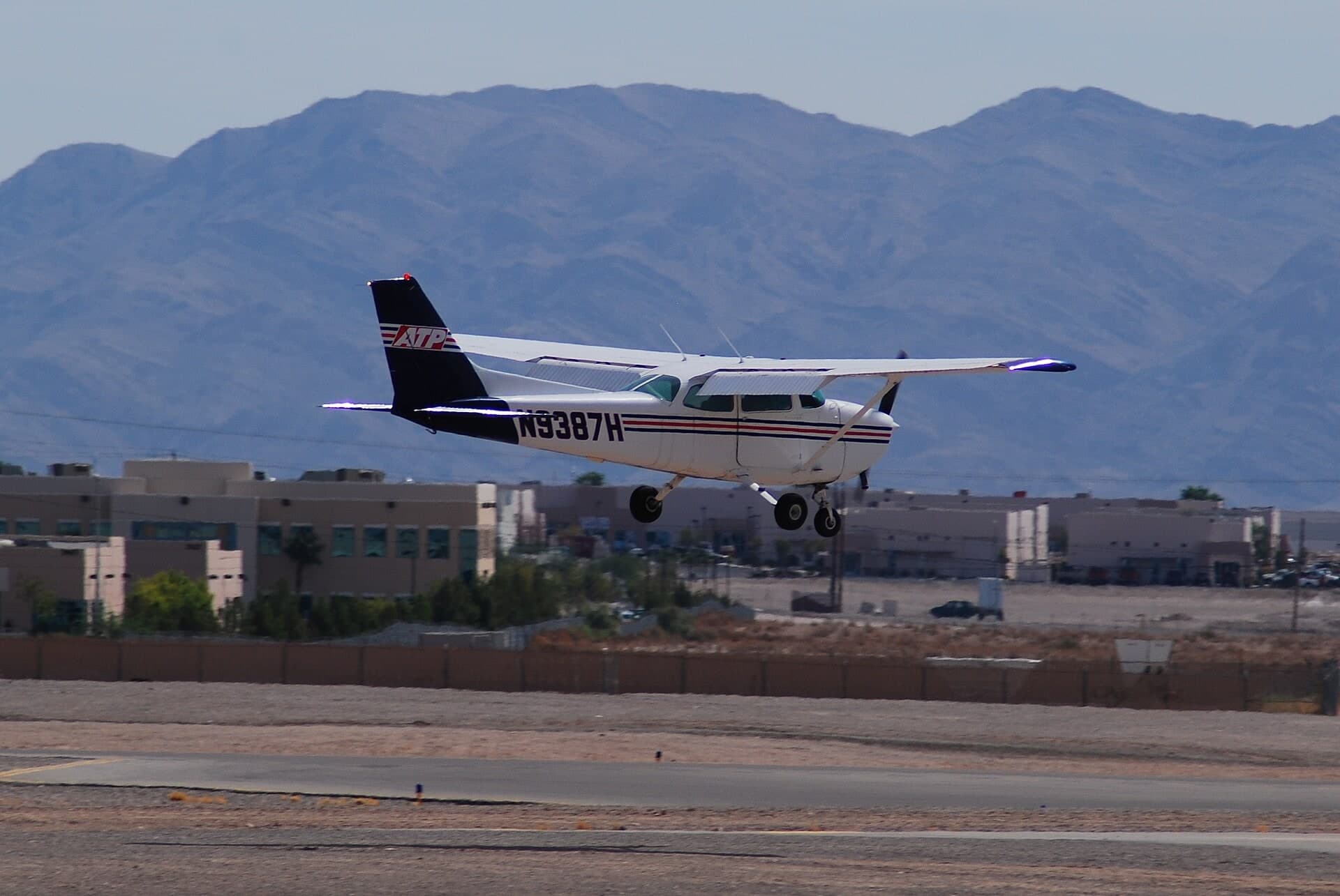 N9387H — Cessna