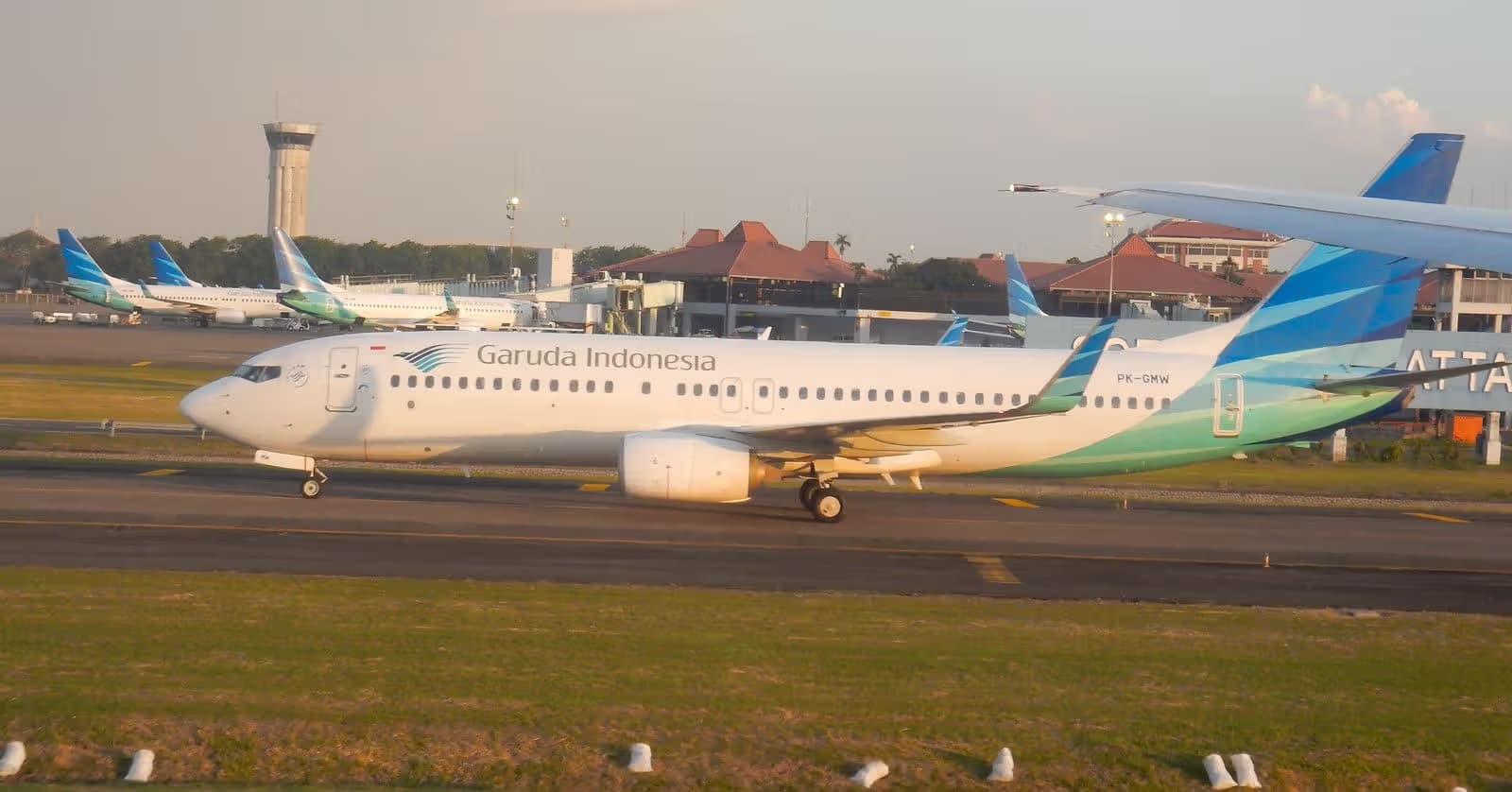 PK-GMW — Boeing