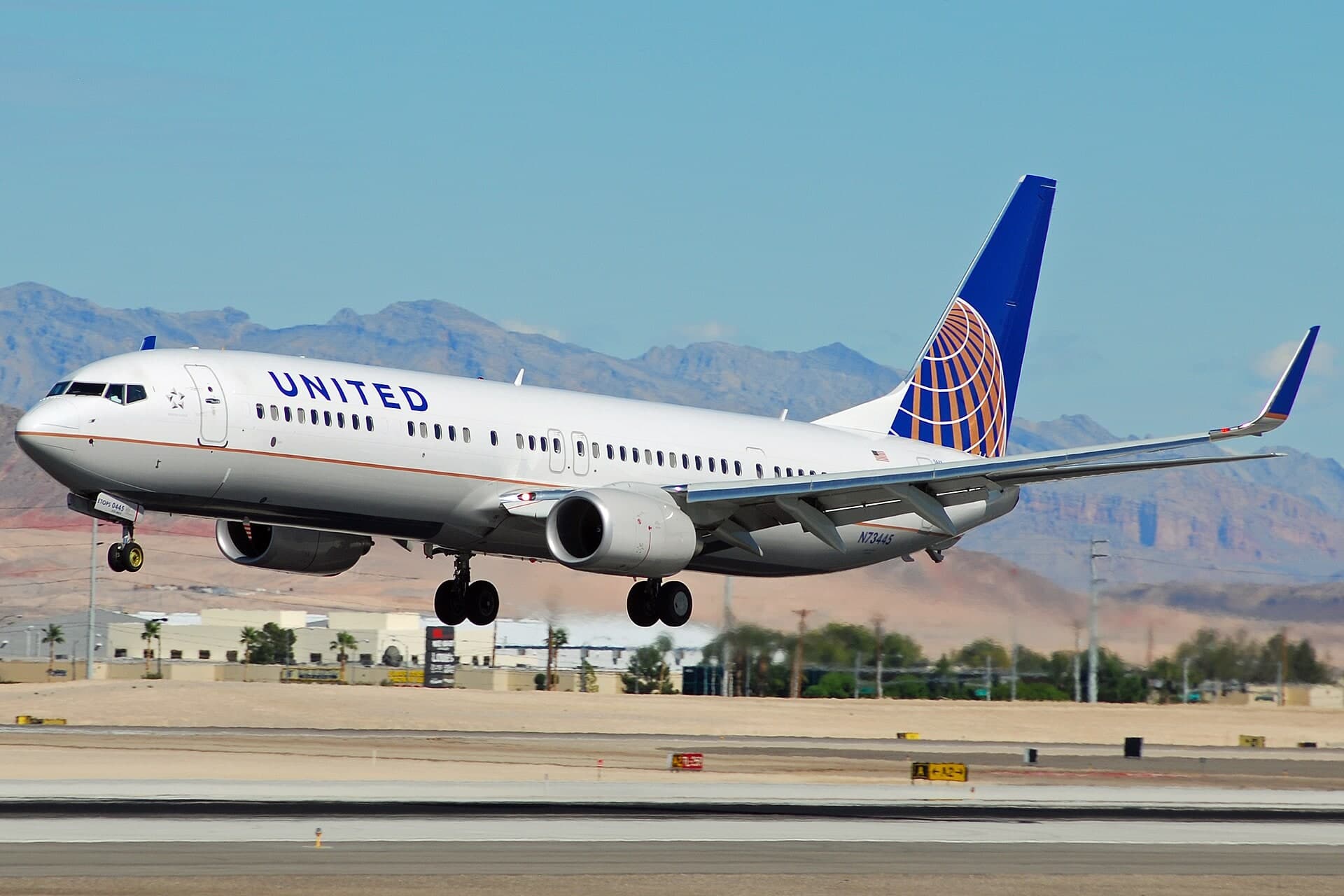 N73445 — Twin-engine aircraft