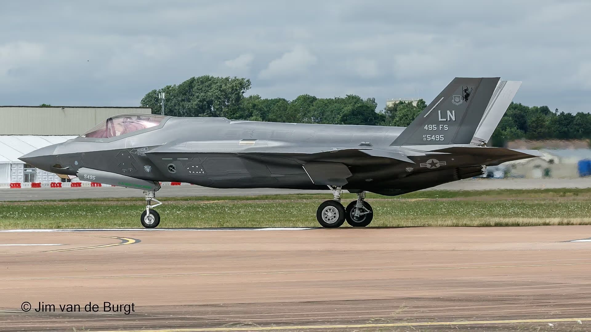 Unidentified — Aircraft