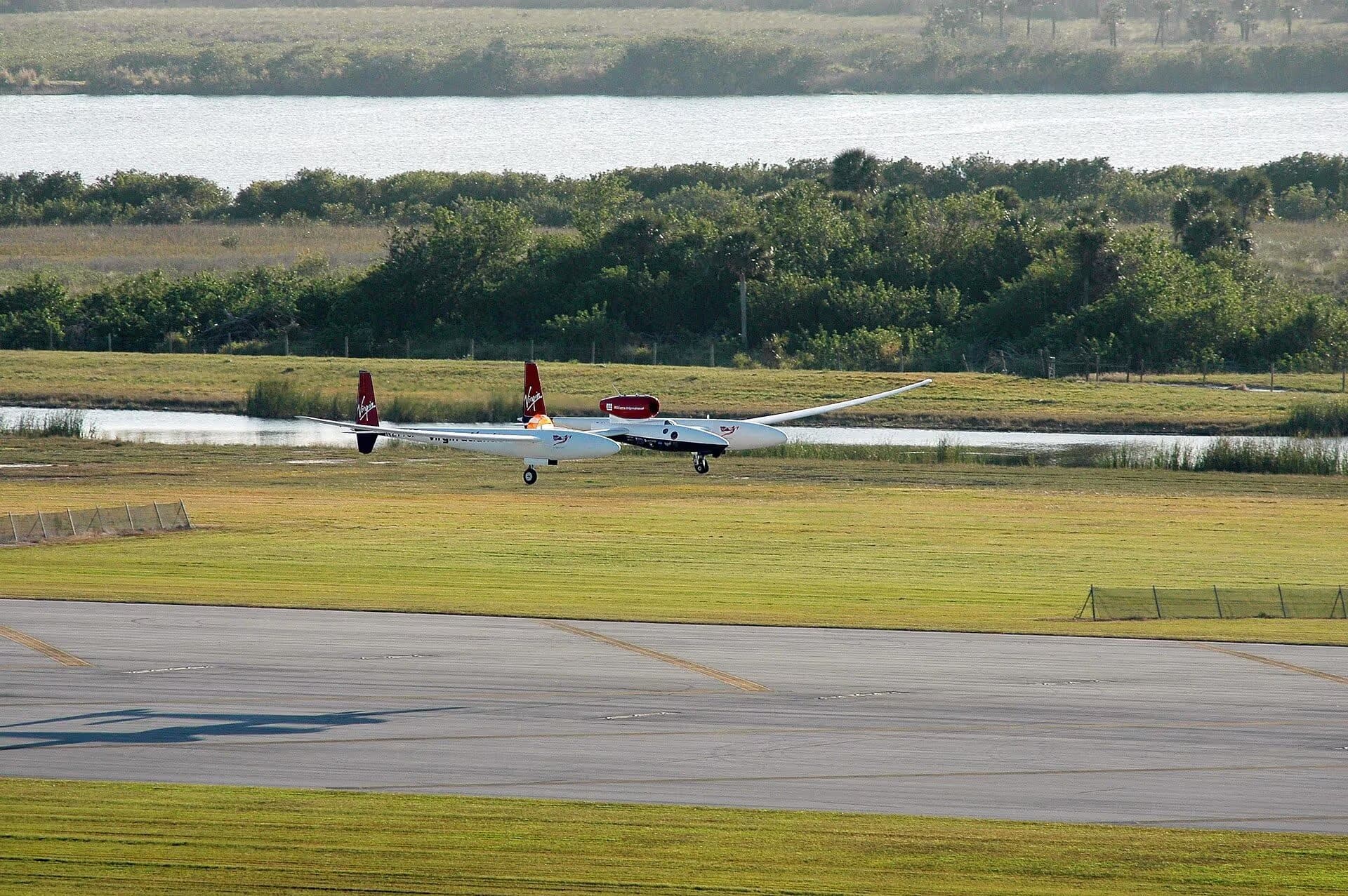 Unidentified — Single-engine aircraft