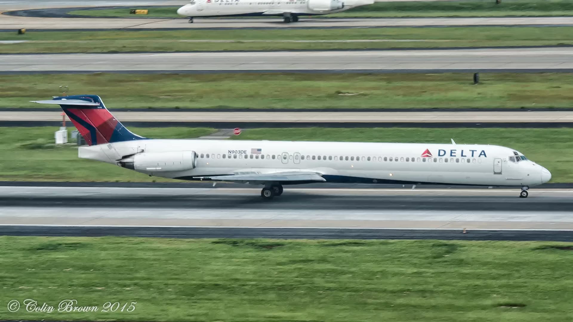 N903DE — Douglas