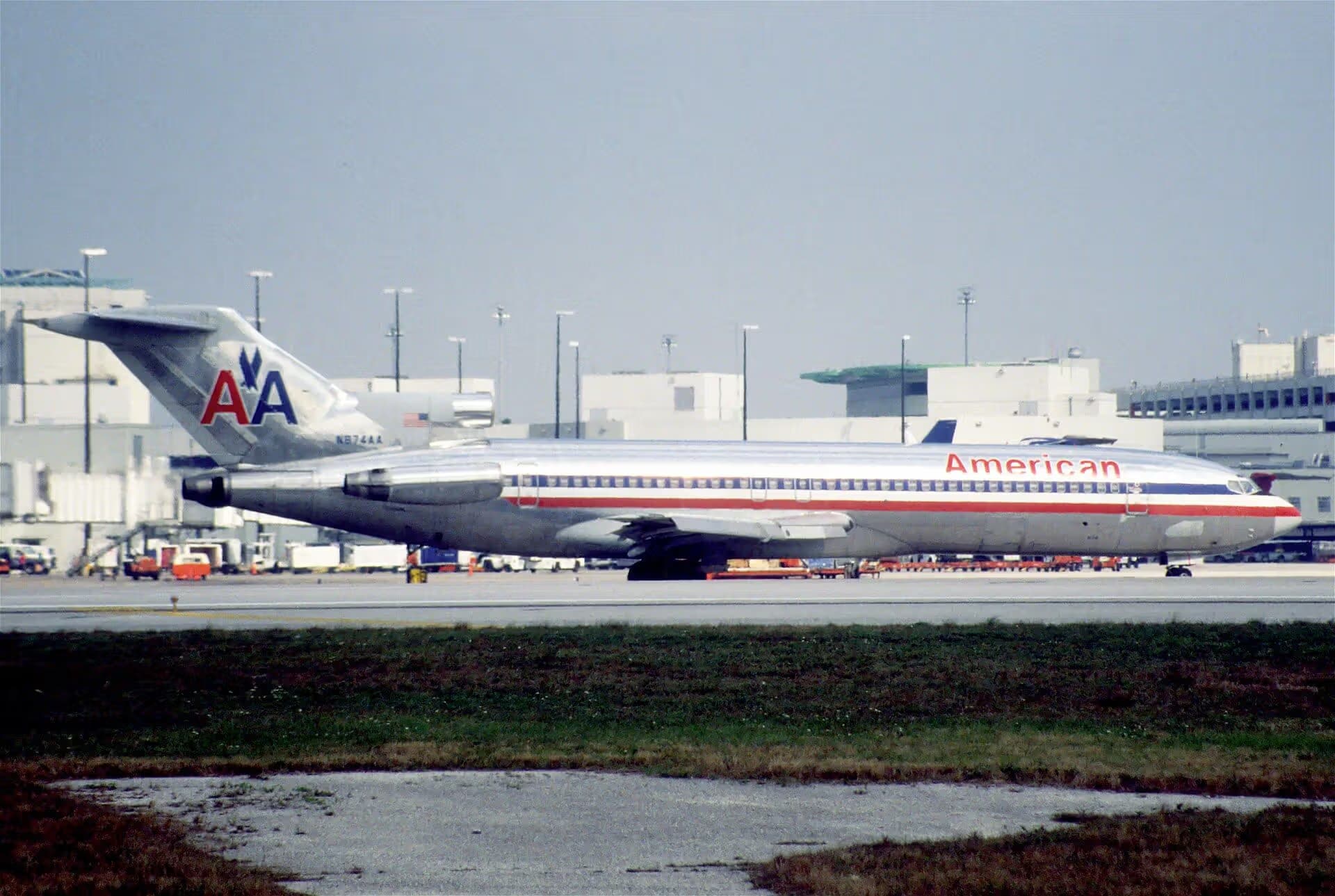 N874AA — Boeing