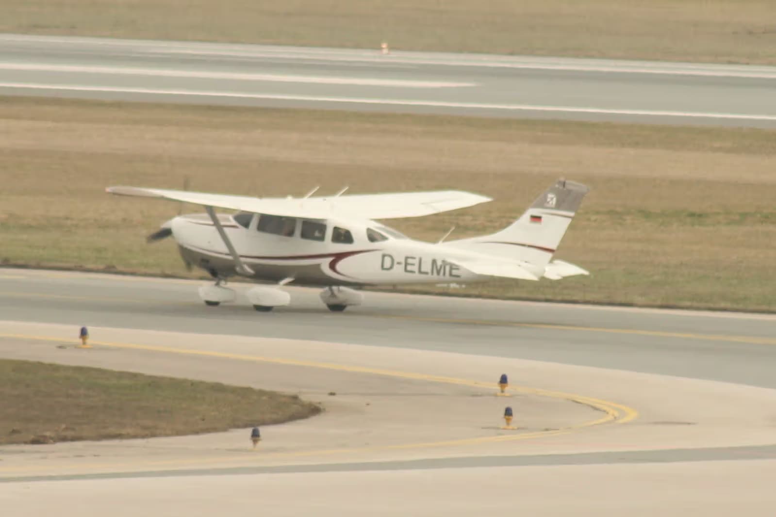 D-ELME — Single-engine aircraft