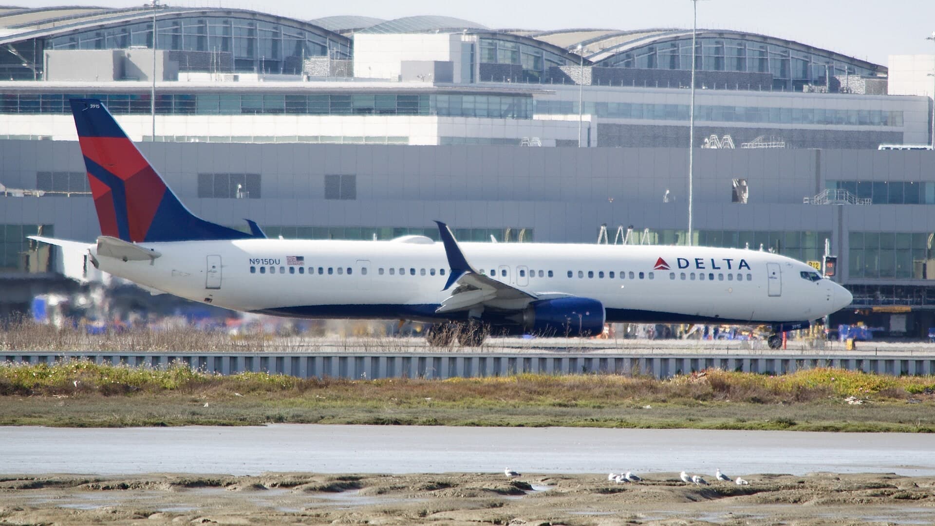 N915DU — Boeing