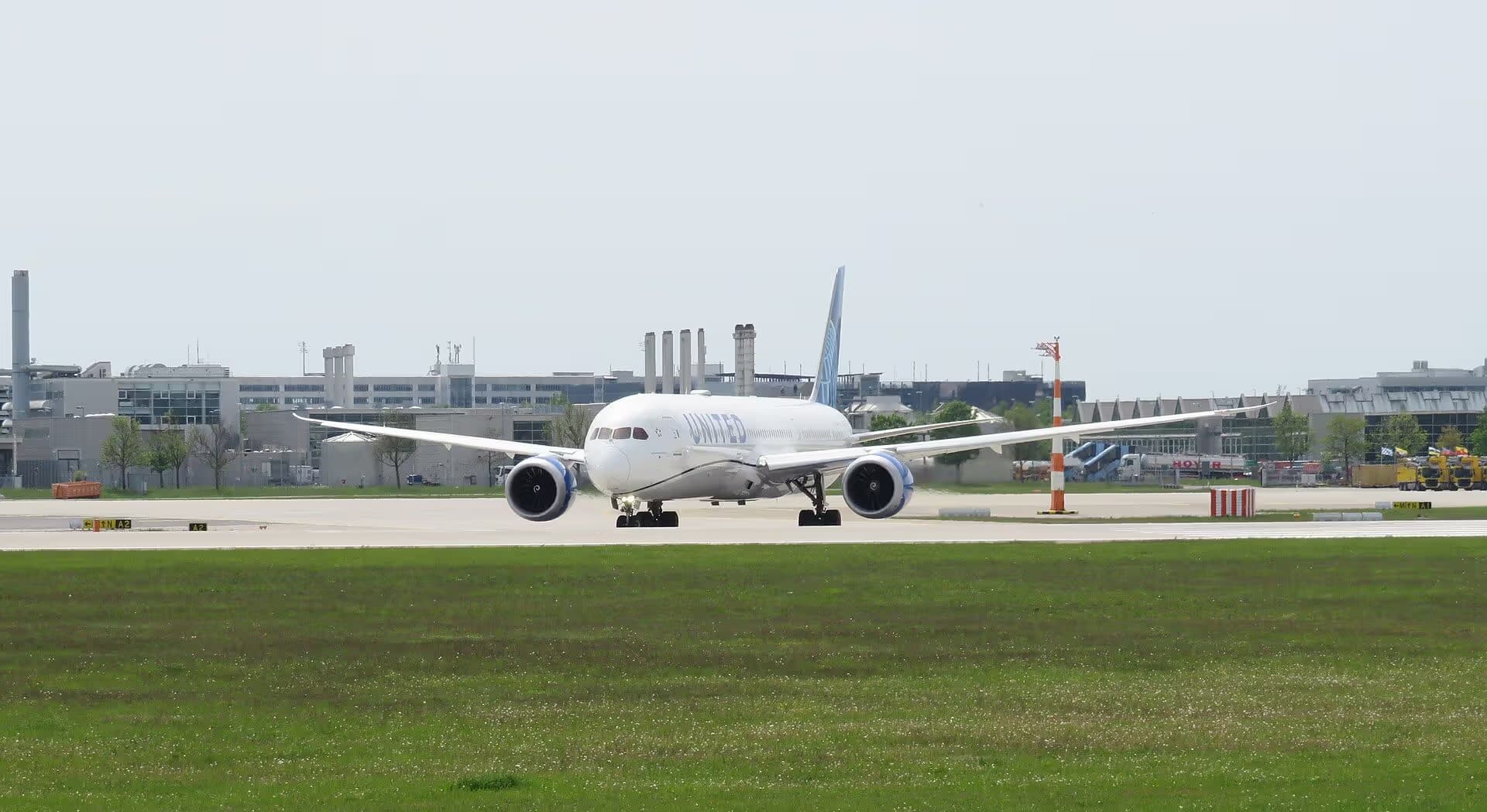 N14011 — Twin-engine aircraft at Munich Airport