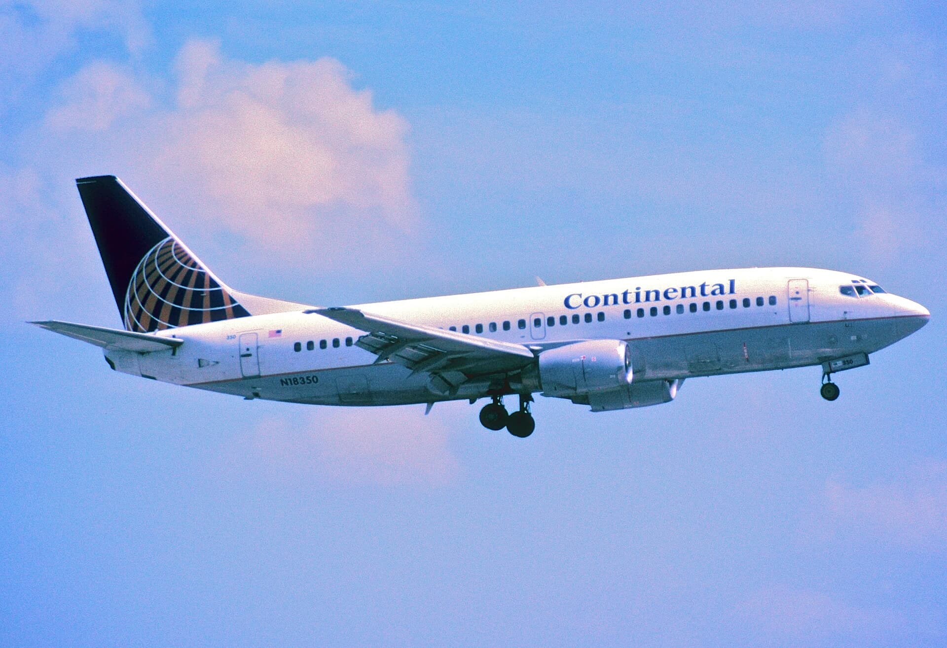 N18350 — Twin-engine aircraft