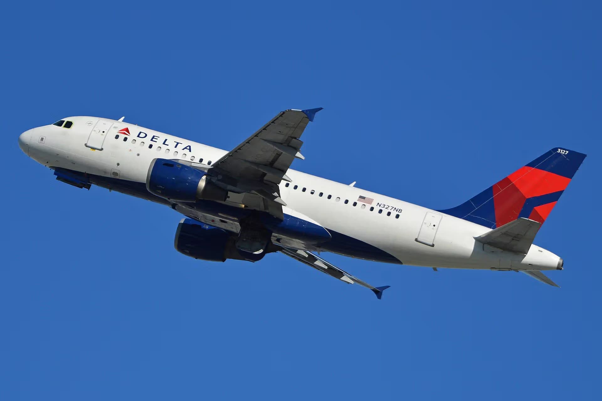 N327NB — Twin-engine aircraft