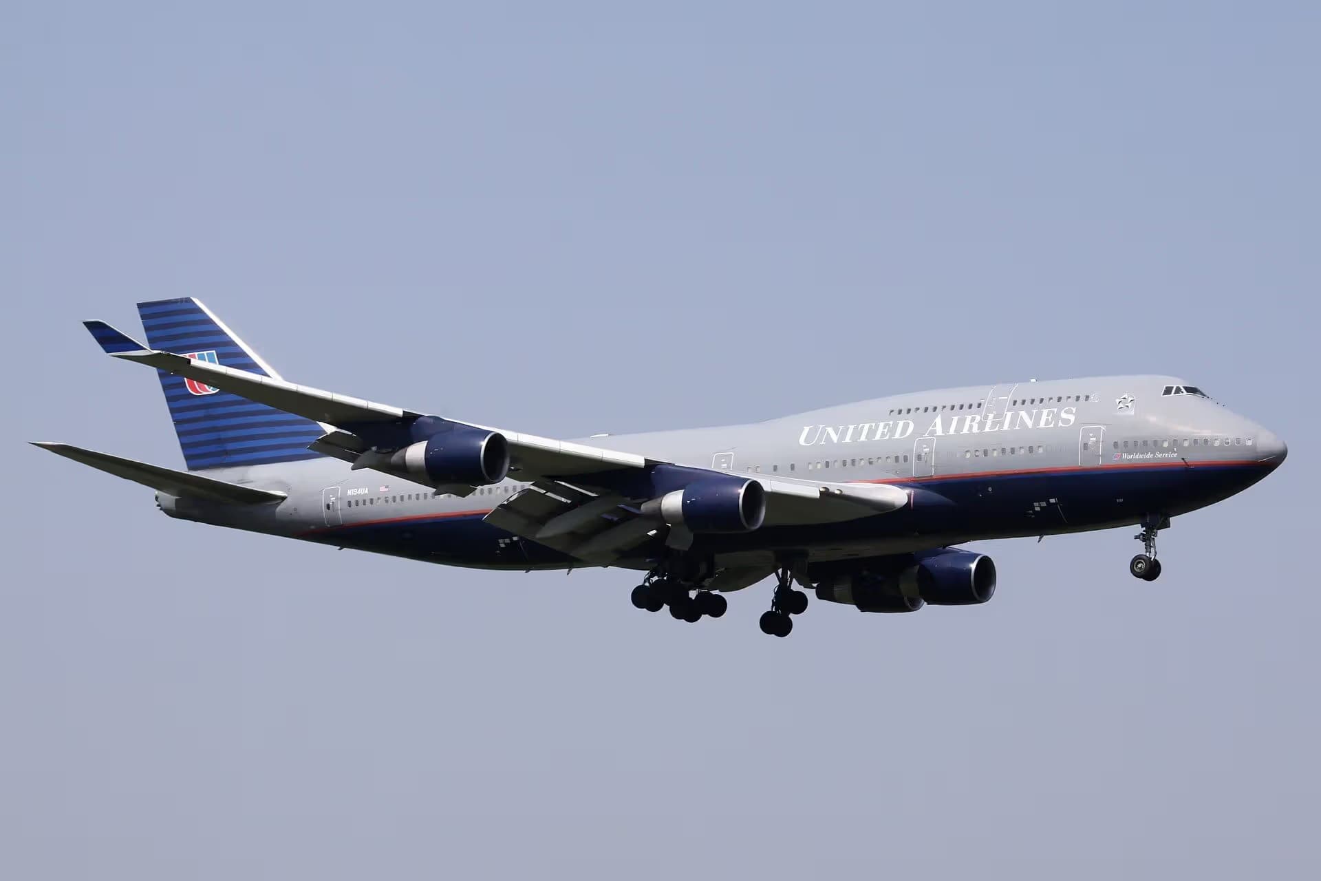 N194UA — Boeing