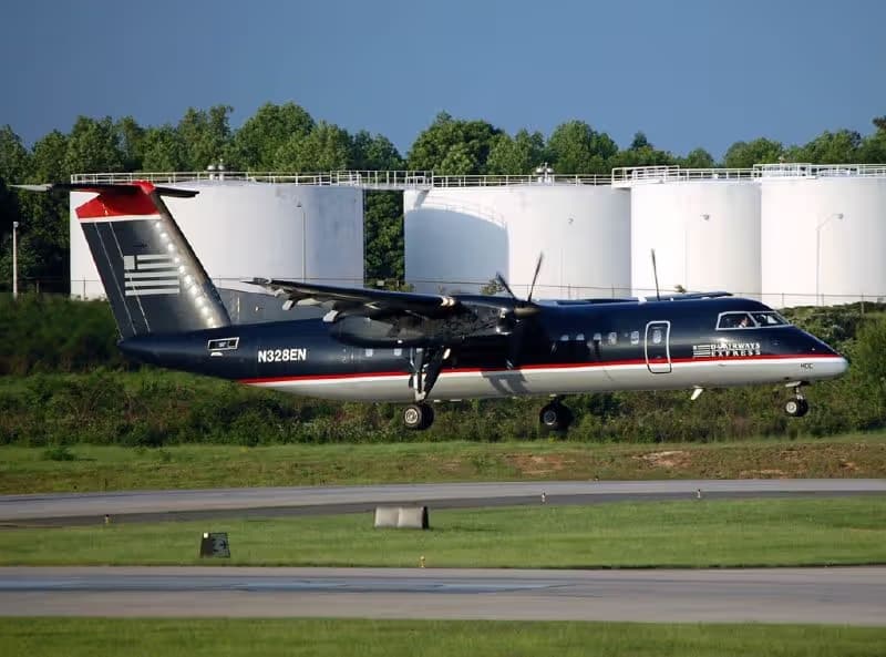 N328EN — De Havilland