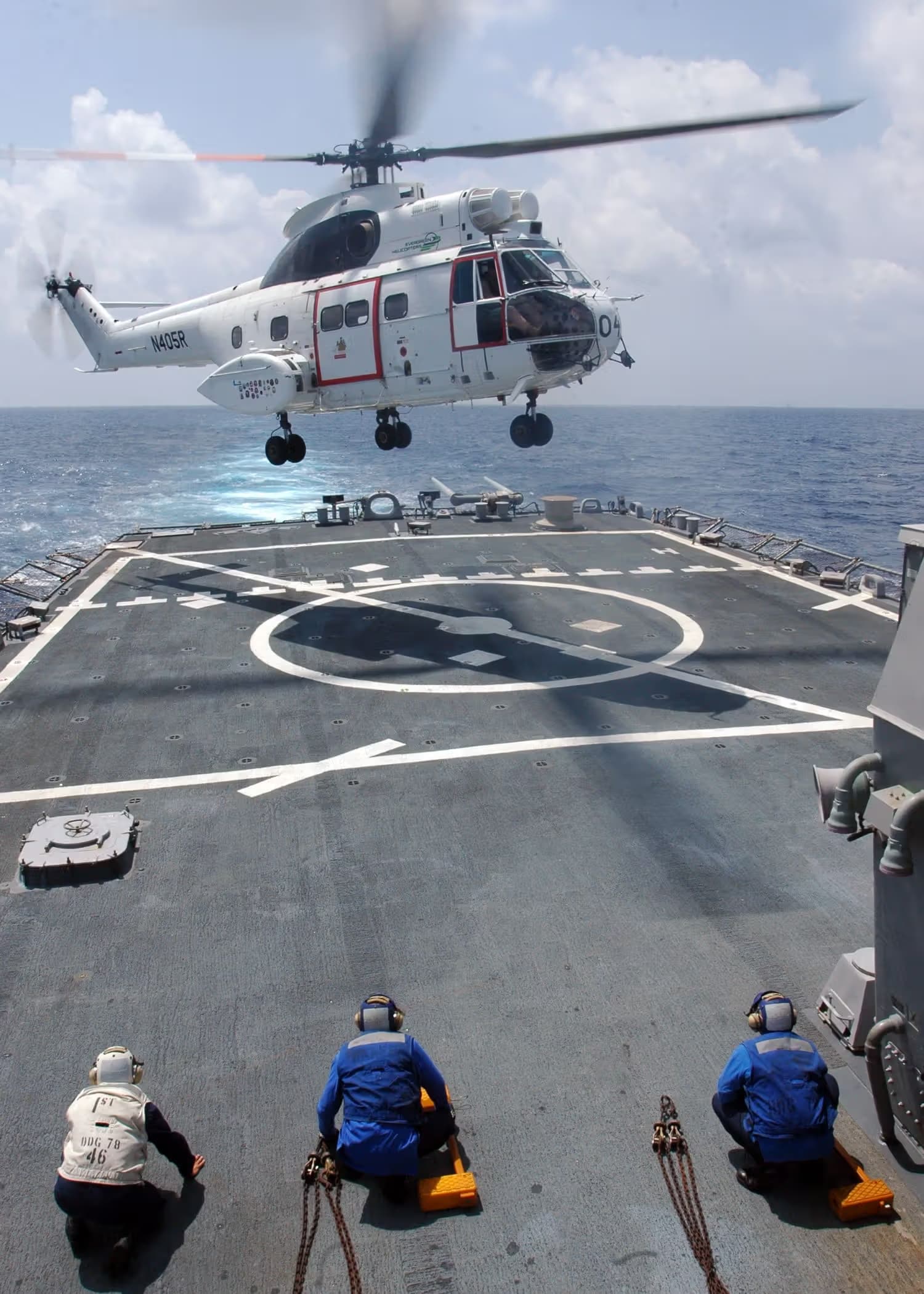 N405R — Helicopter