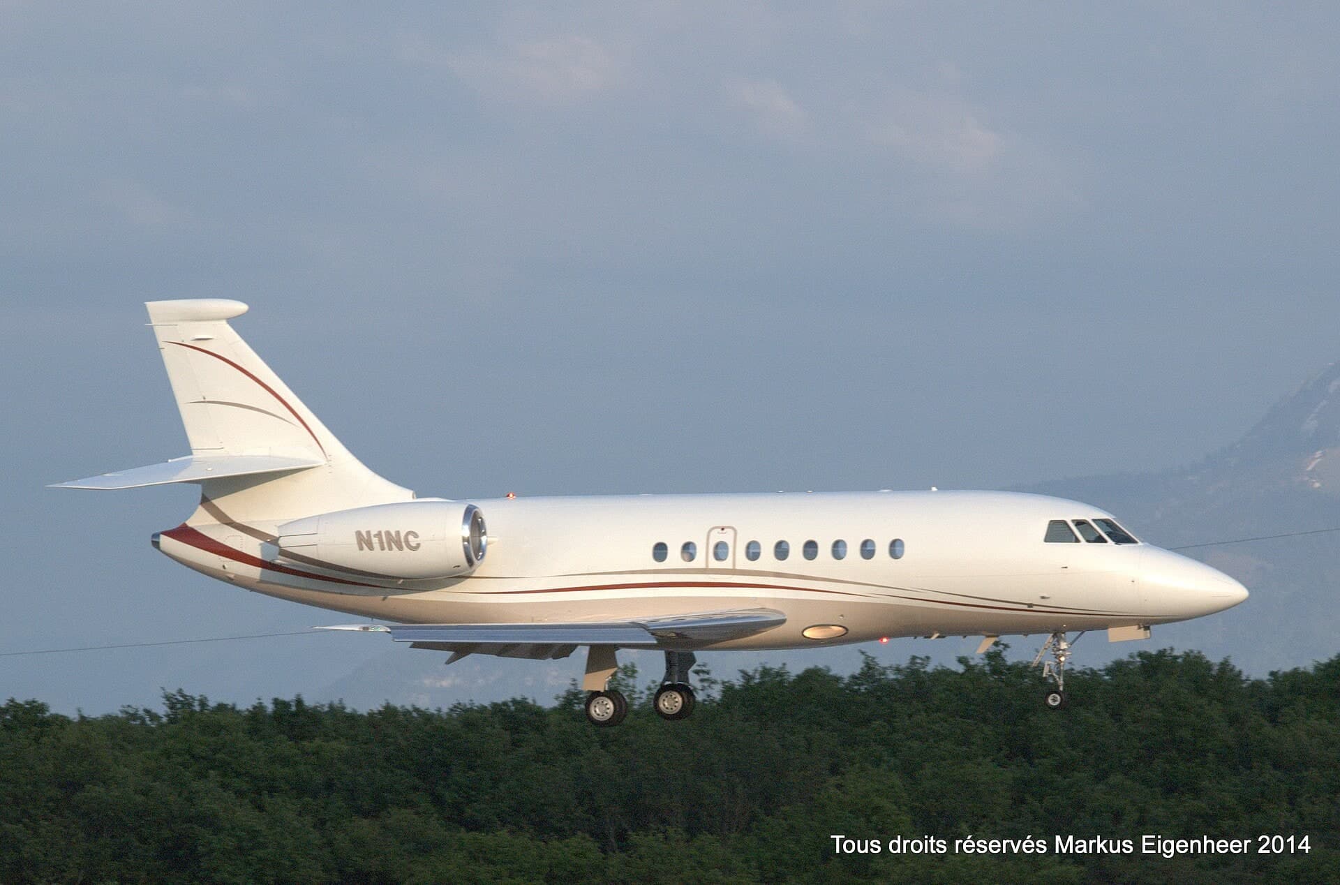 N1NC — Business jet